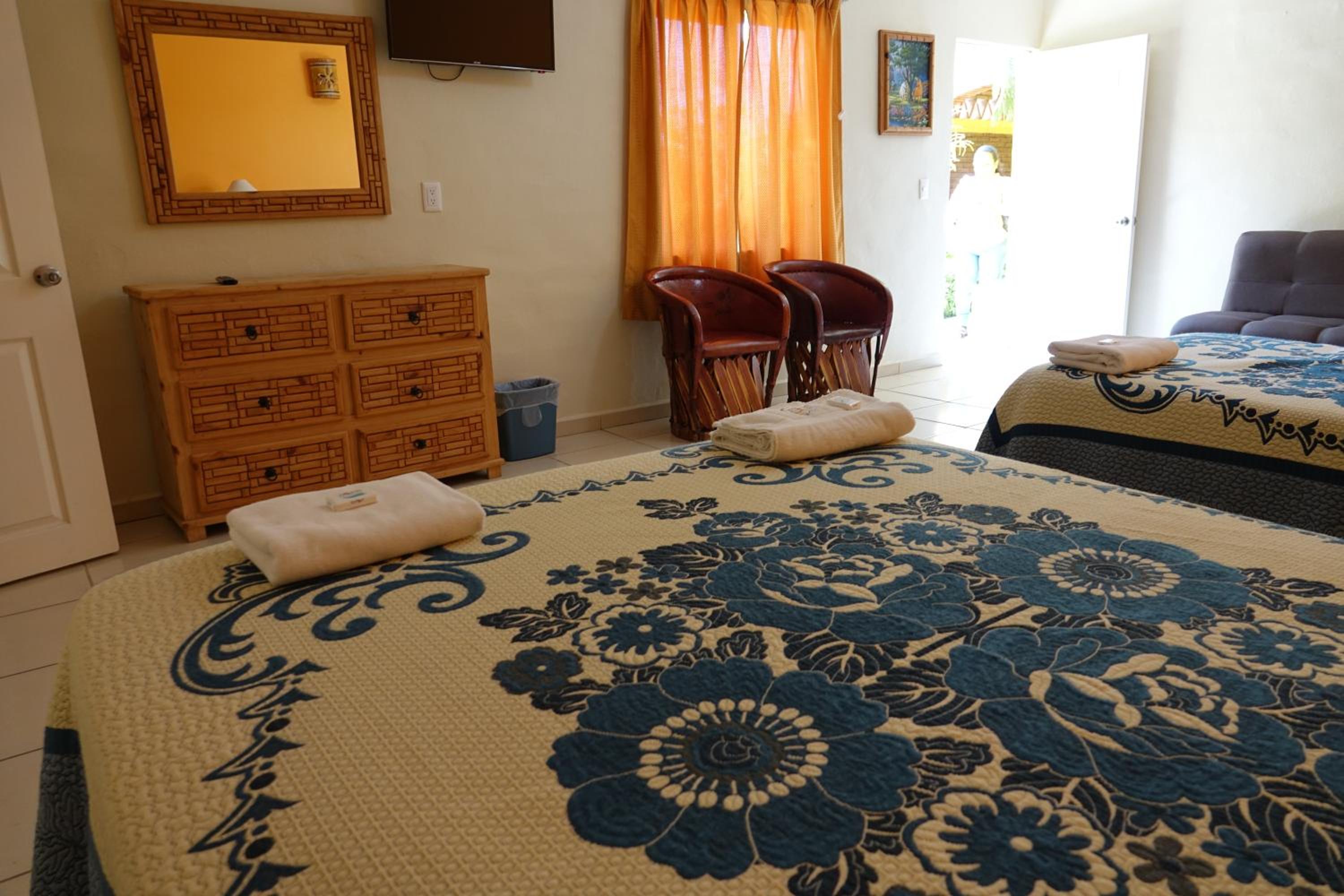 Deluxe Triple Room - Photo 4