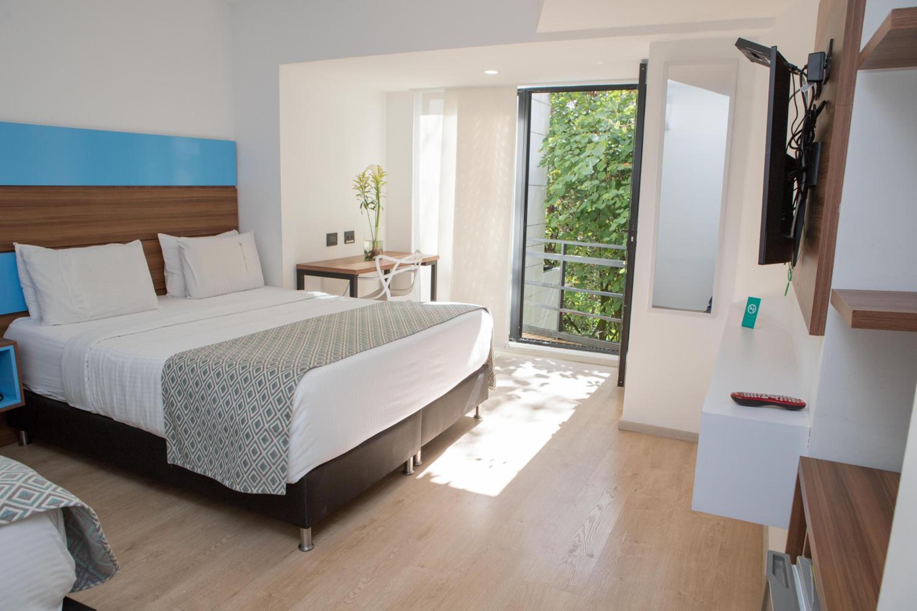 Superior Double Room with Two Double Beds photo 1