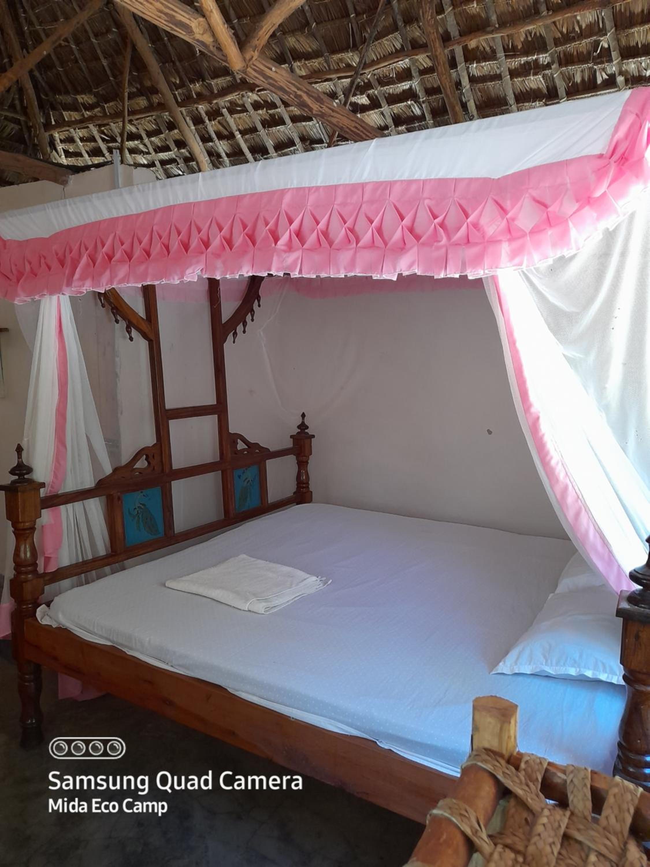 Standard Bungalow with Fan - Photo 1