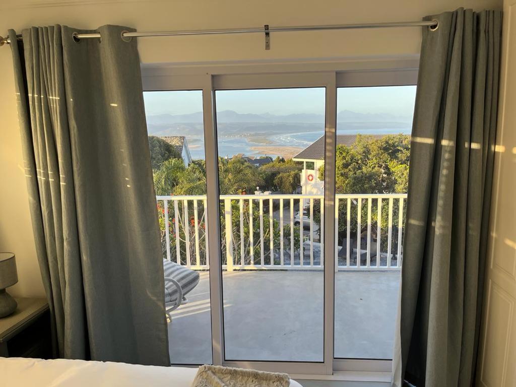 Apartment with Sea View - Photo 25
