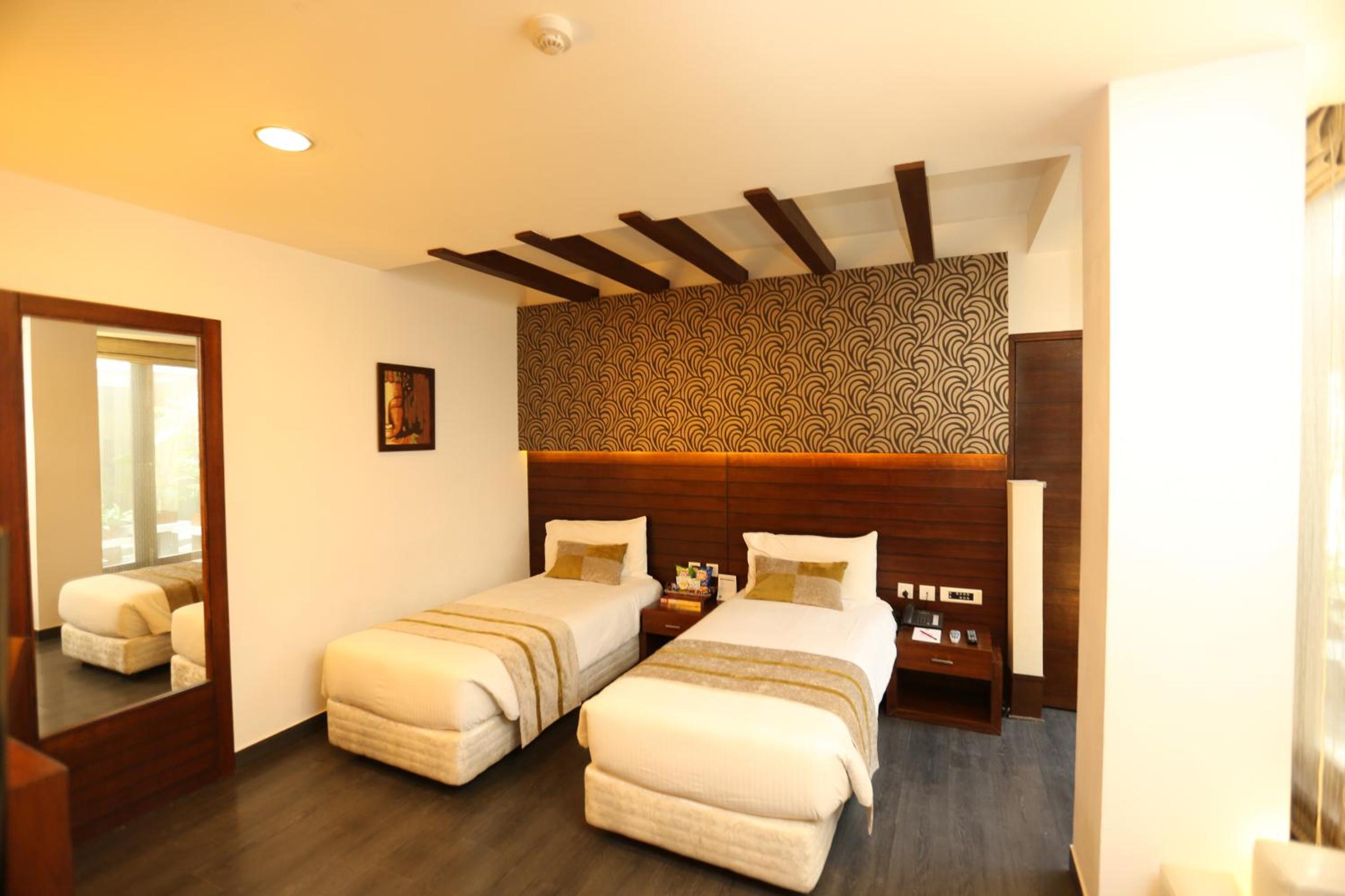 Superior Twin Room photo 3