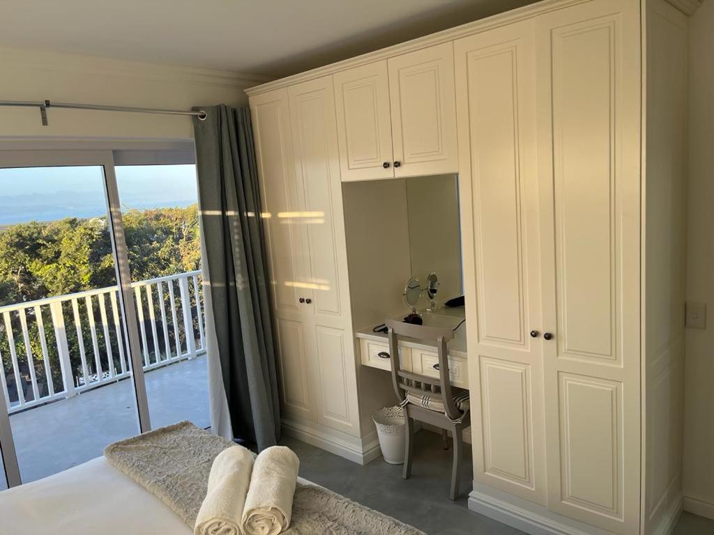Apartment with Sea View - Photo 2