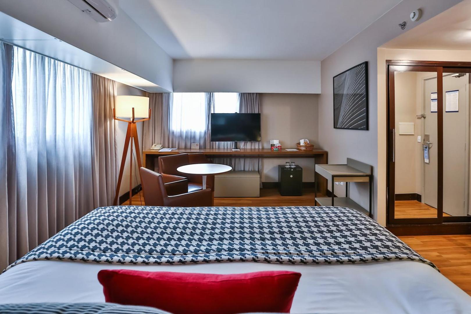 Premium Twin Room - Photo 1