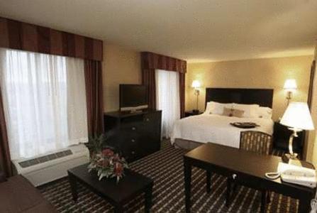 King Studio Suite - Non-Smoking - Photo 5