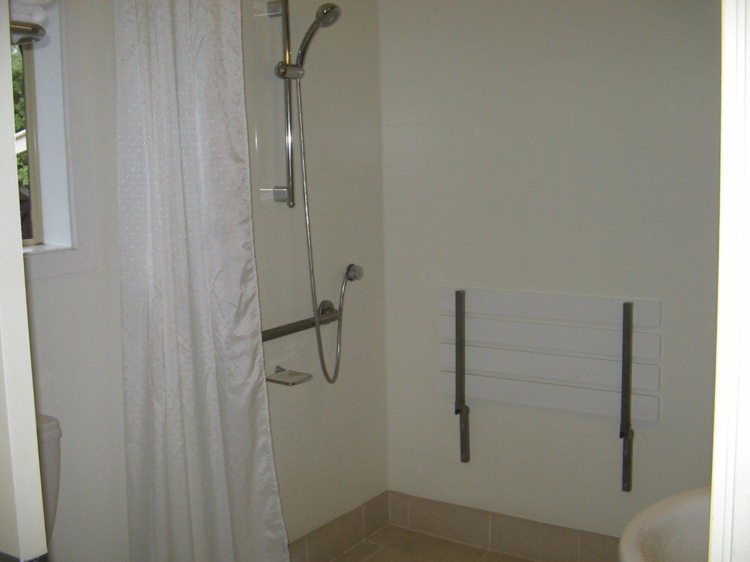 Studio - Disability Access - Photo 2