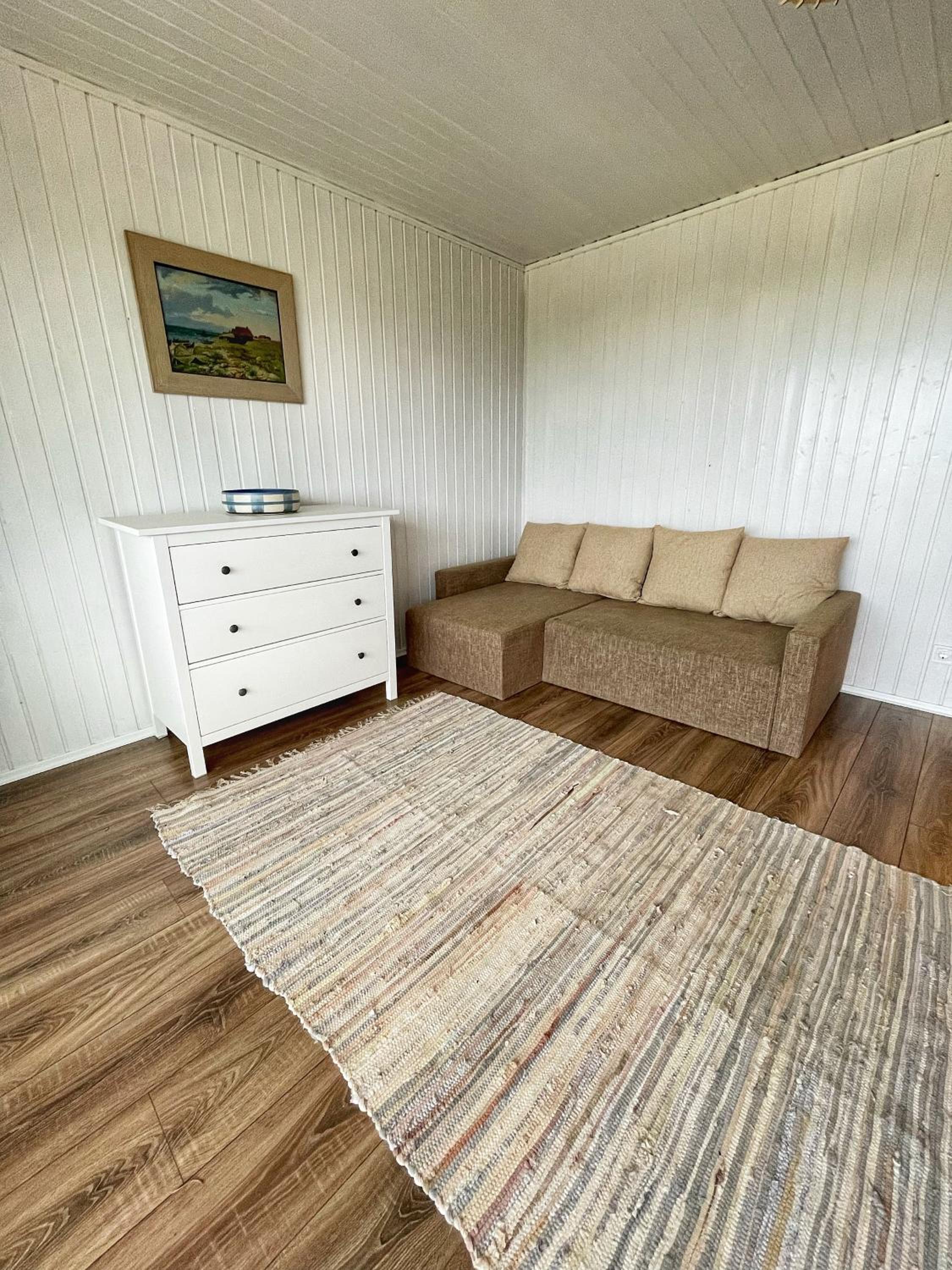 Two-Bedroom House - Photo 25