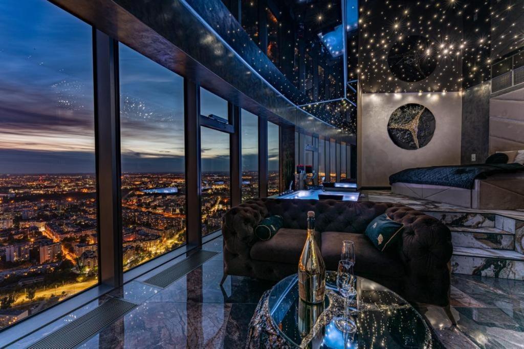 45 Floor Luxury Suite
