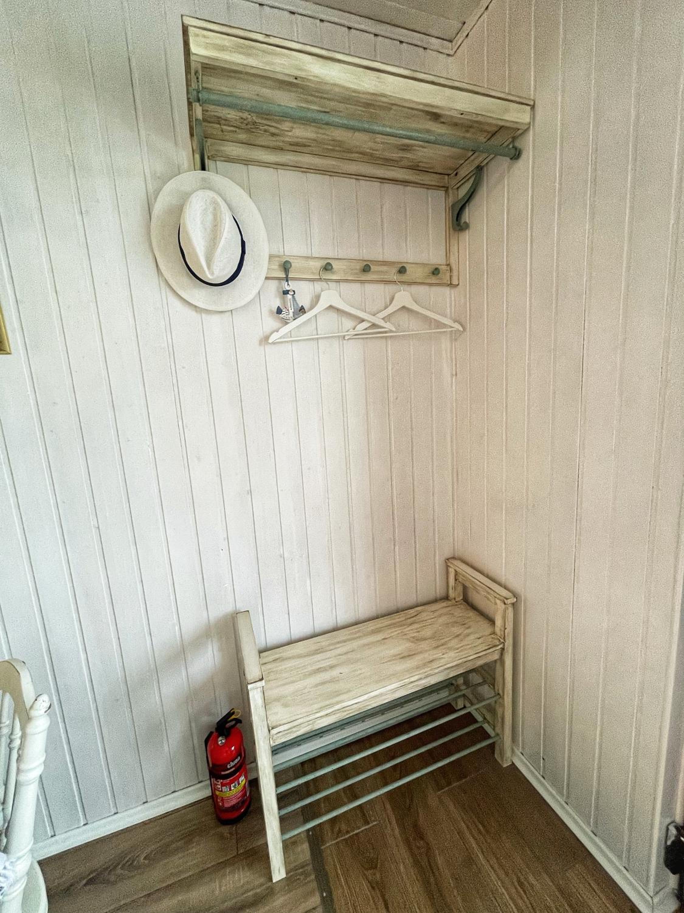 Two-Bedroom House - Photo 23