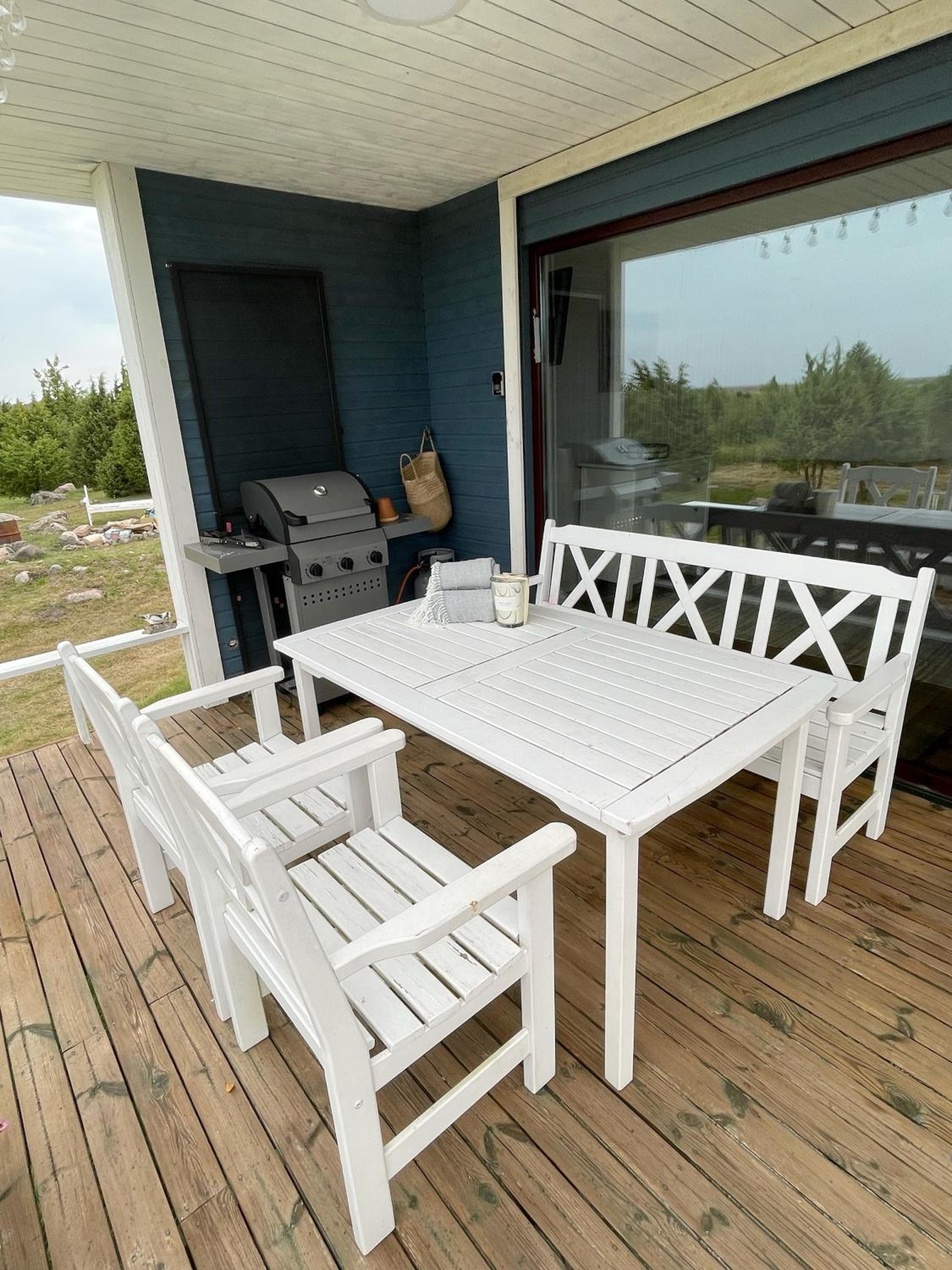 Two-Bedroom House - Photo 16