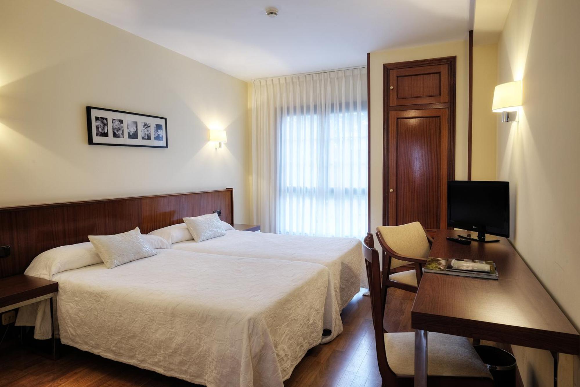 Habitación Doble o con Dos Camas