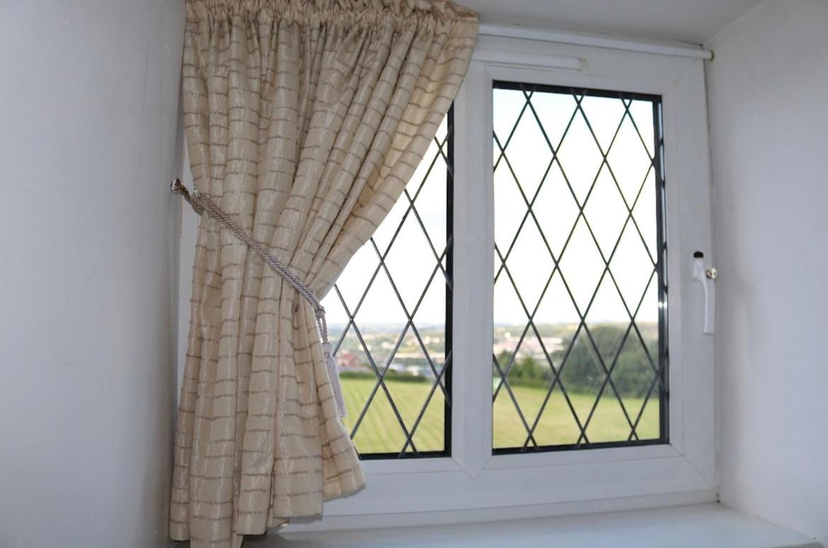 Triple Room with City View