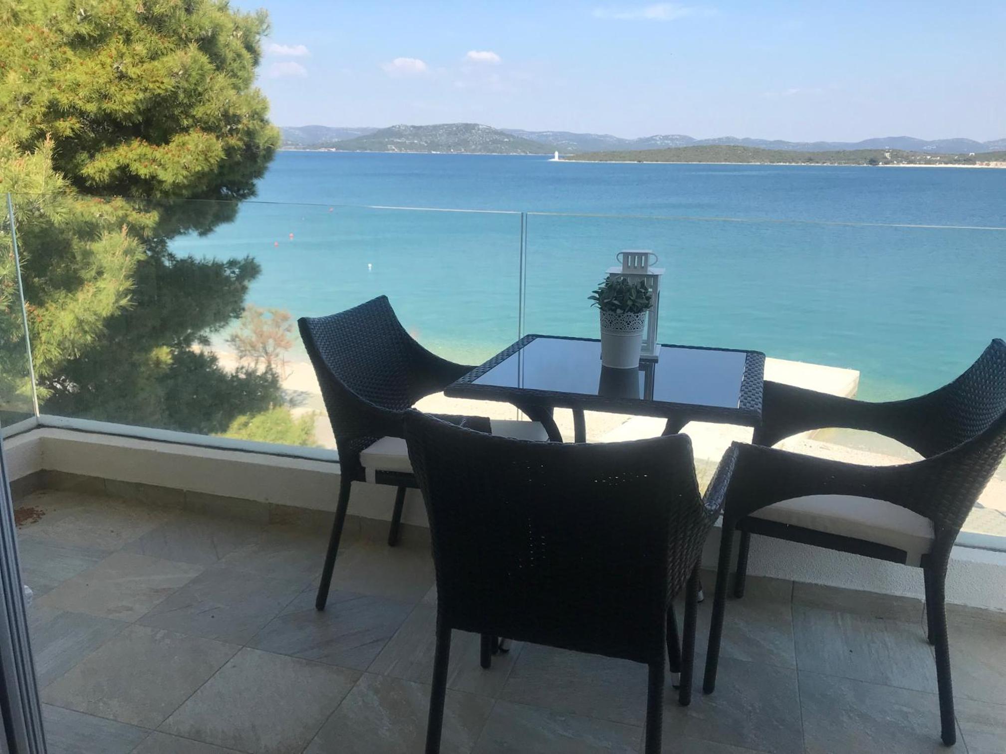 Studio Apartment with Sea View photo 2