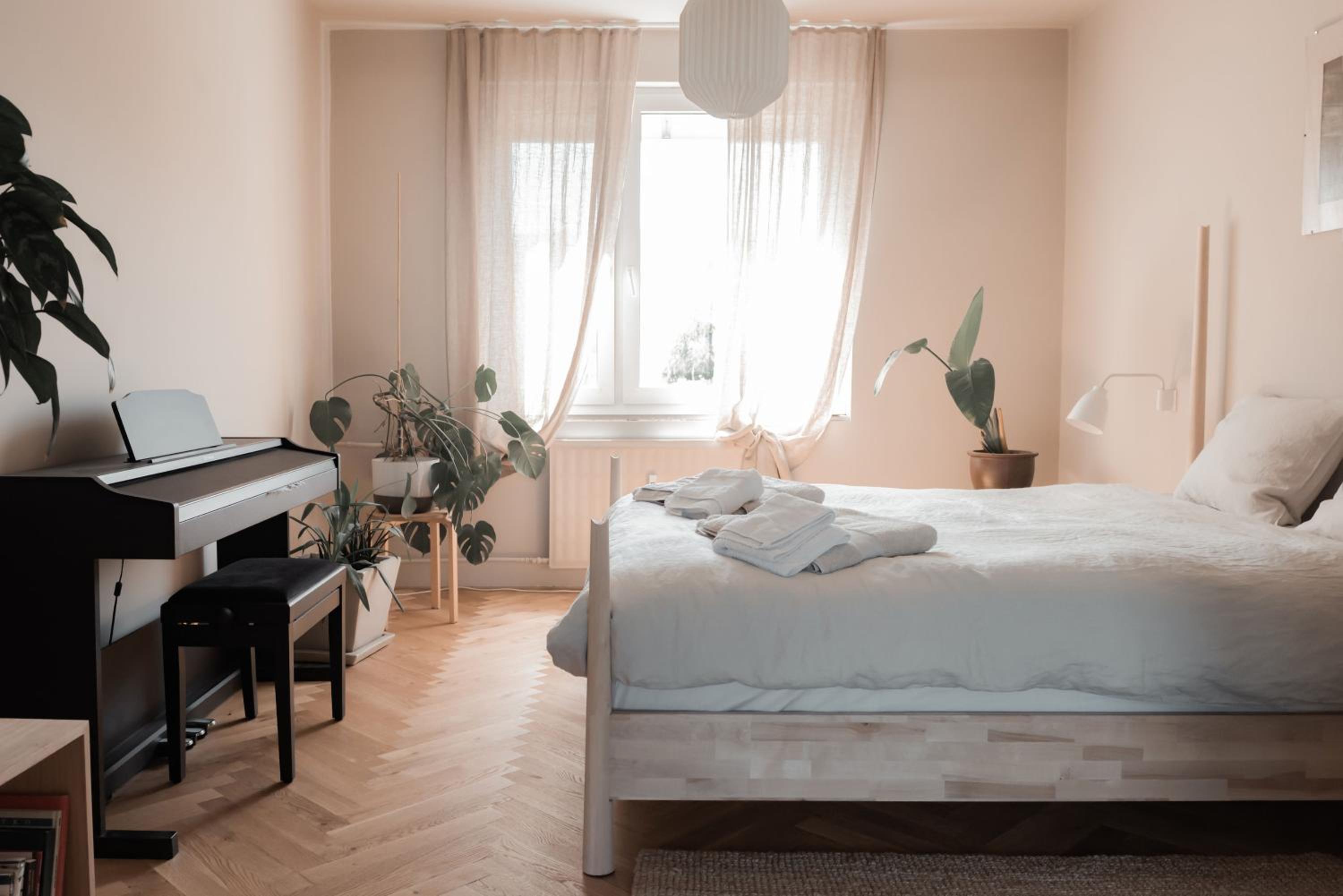 Two-Bedroom Apartment - Photo 7