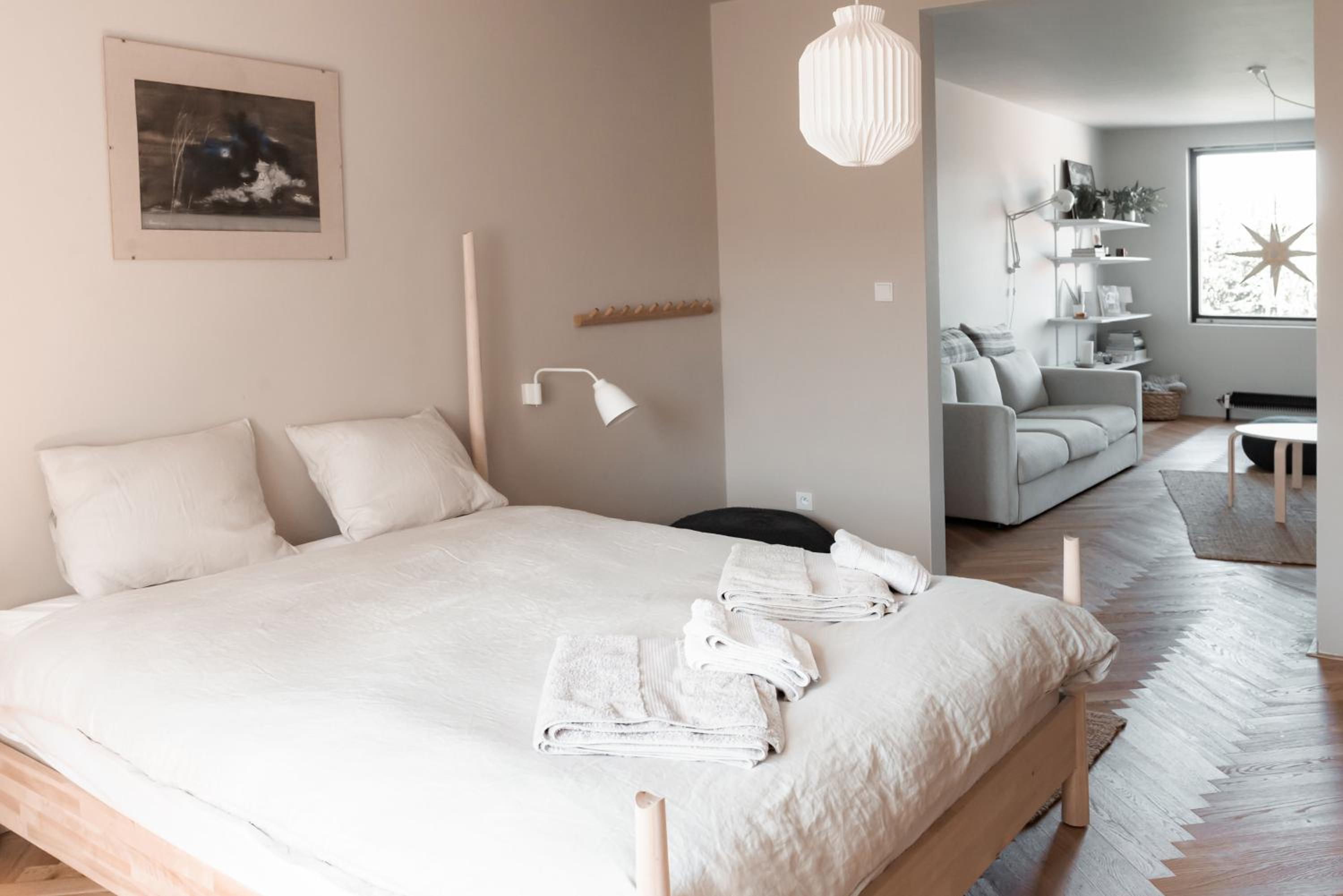 Two-Bedroom Apartment - Photo 16