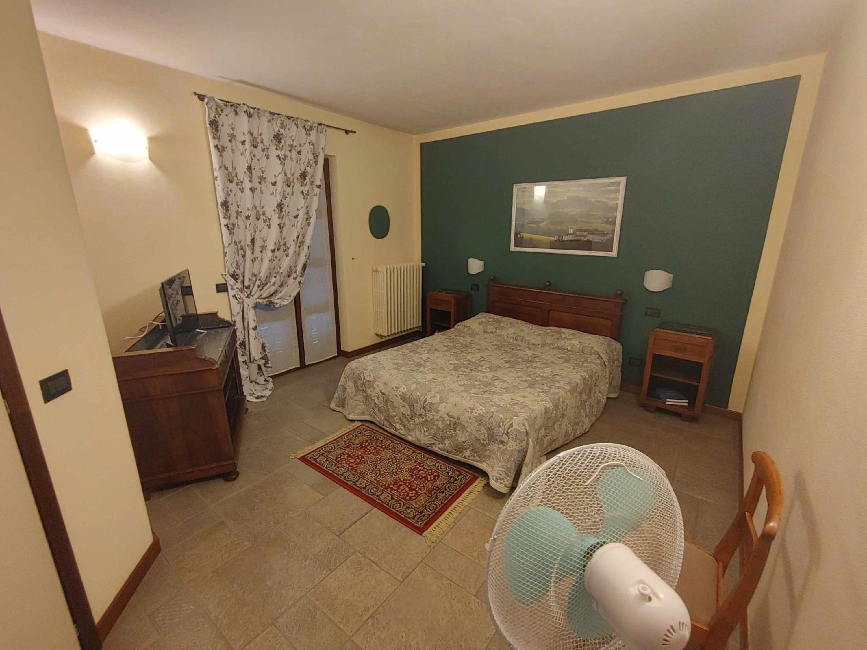 One-Bedroom Apartment (4 Adults) - Photo 1