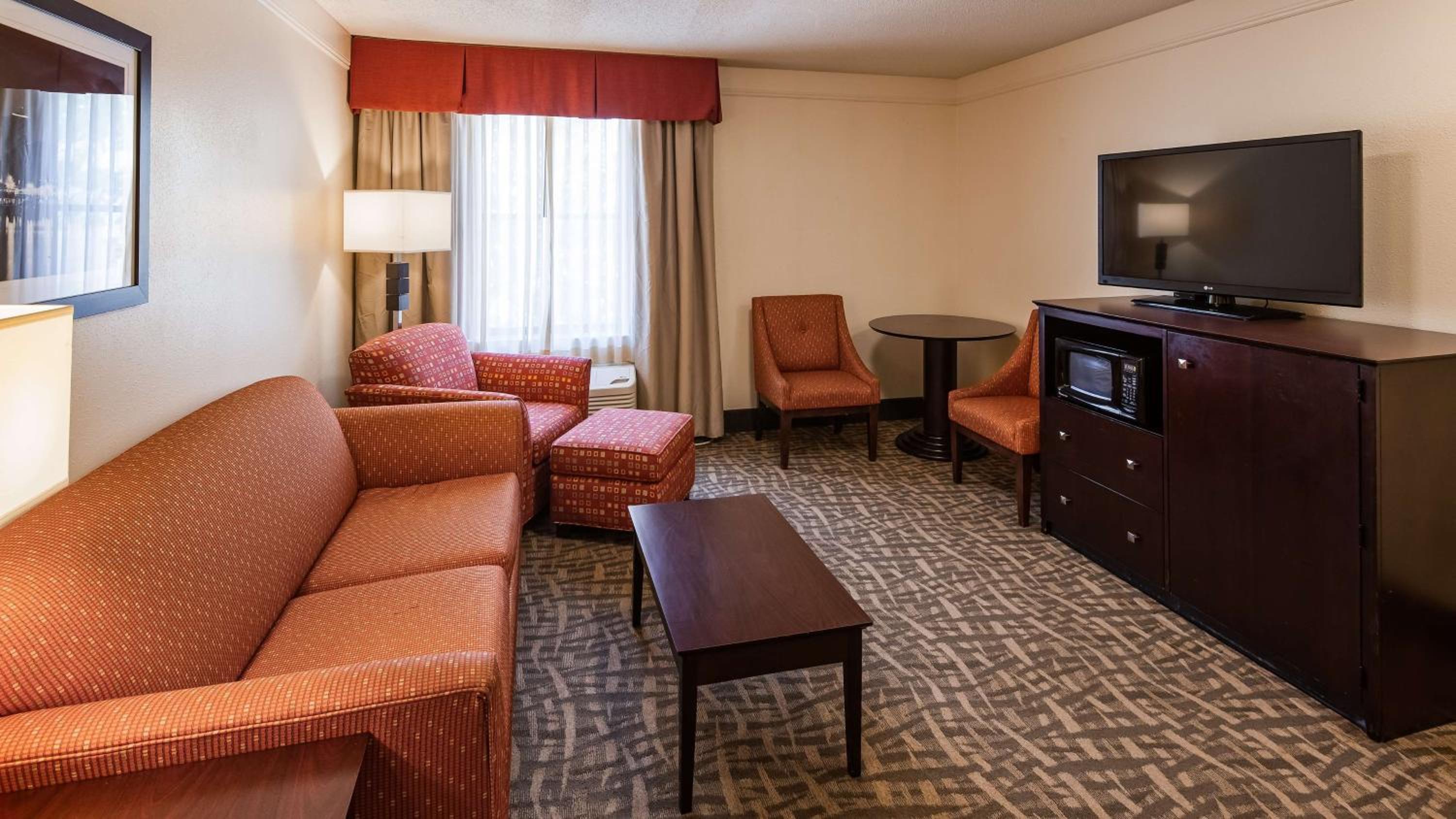 One-Bedroom King Suite - Photo 1