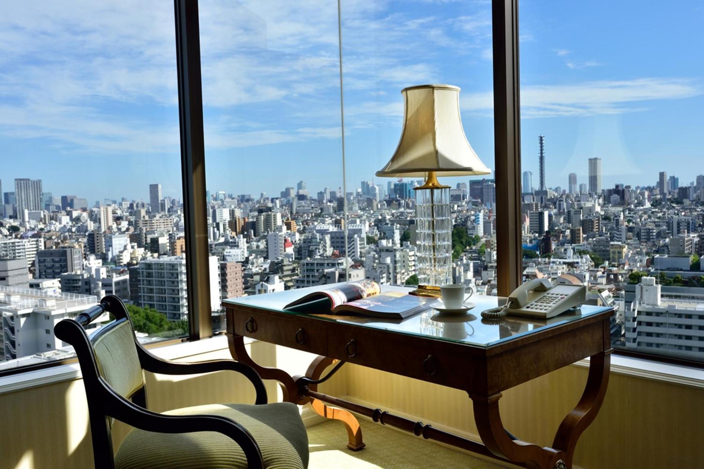 Prime Junior Suite King with City View and Spa Access