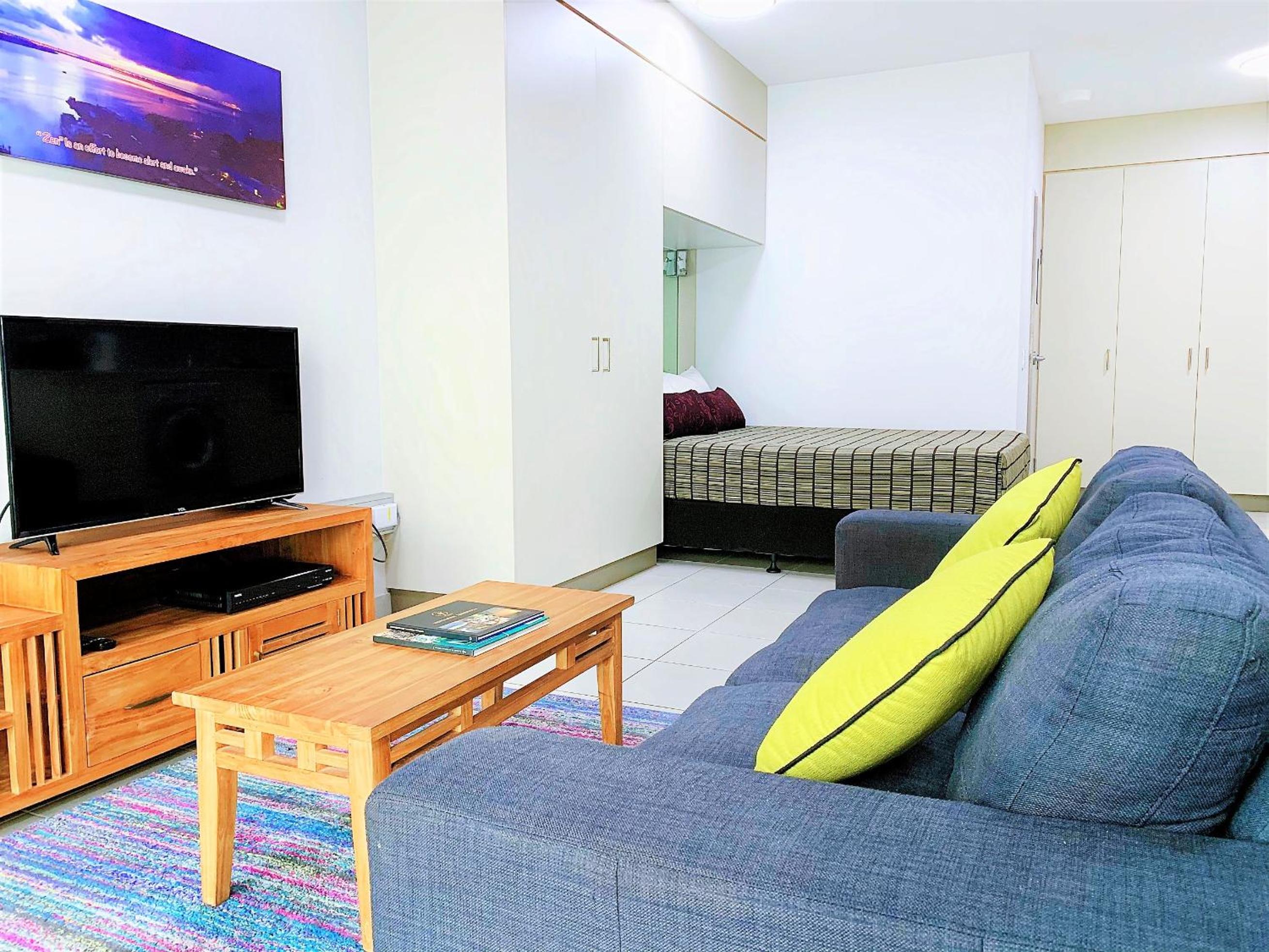 Harbor View Accessible Room thumbnail 5