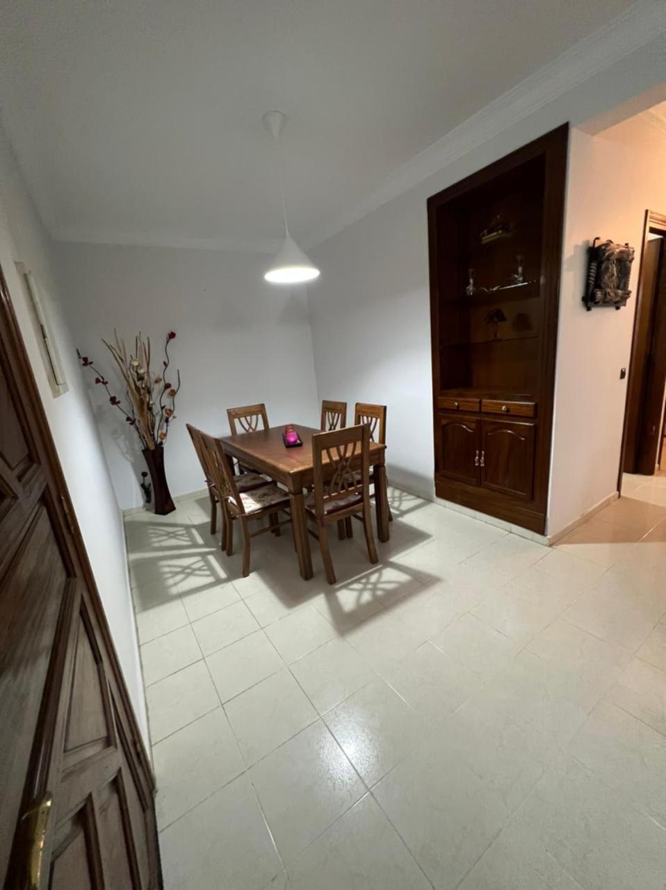 One-Bedroom Apartment - Photo 6