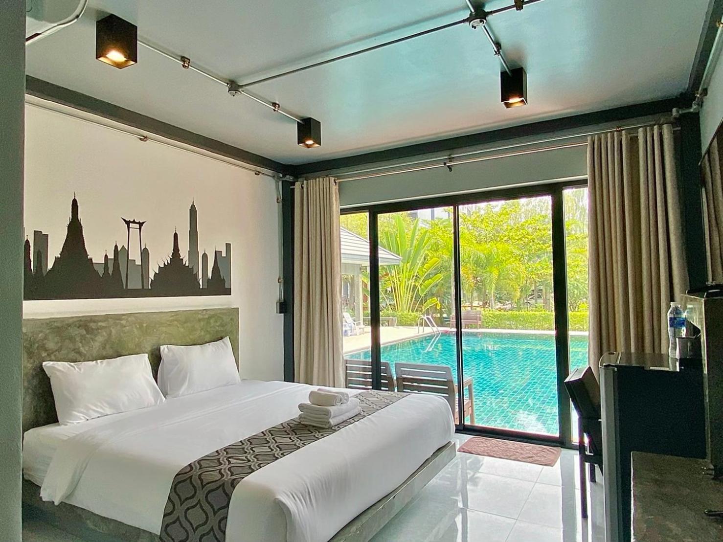 Double Room with Swimming Pool Access photo 1