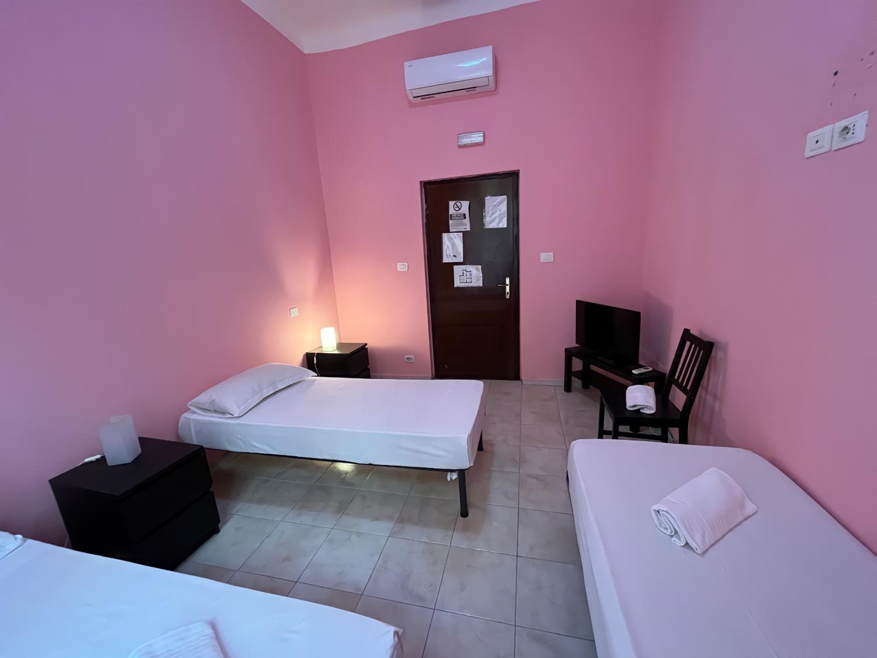 Triple Room with Private External Bathroom