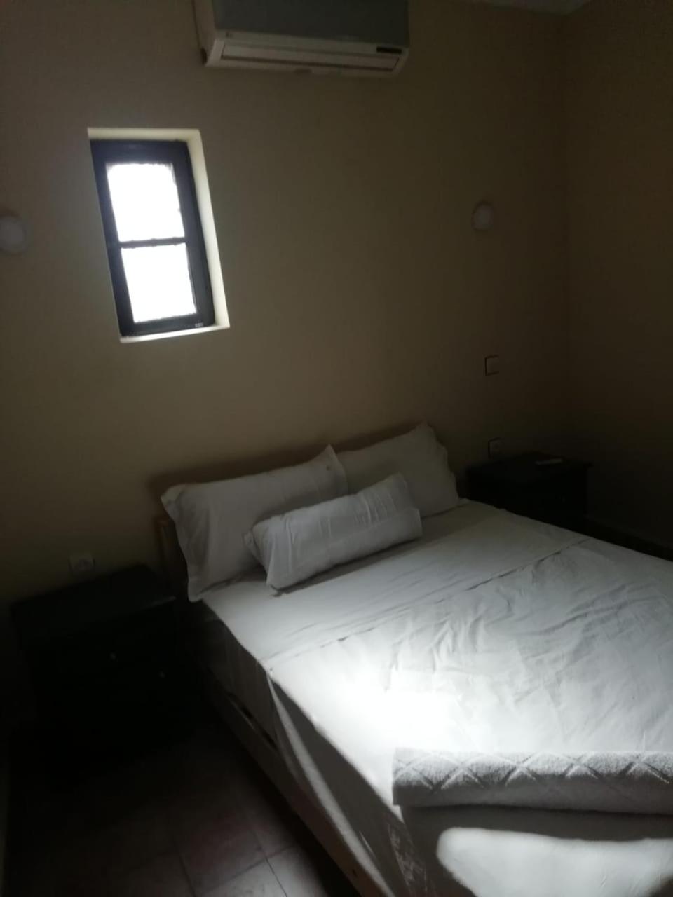 Double Room - Photo 23