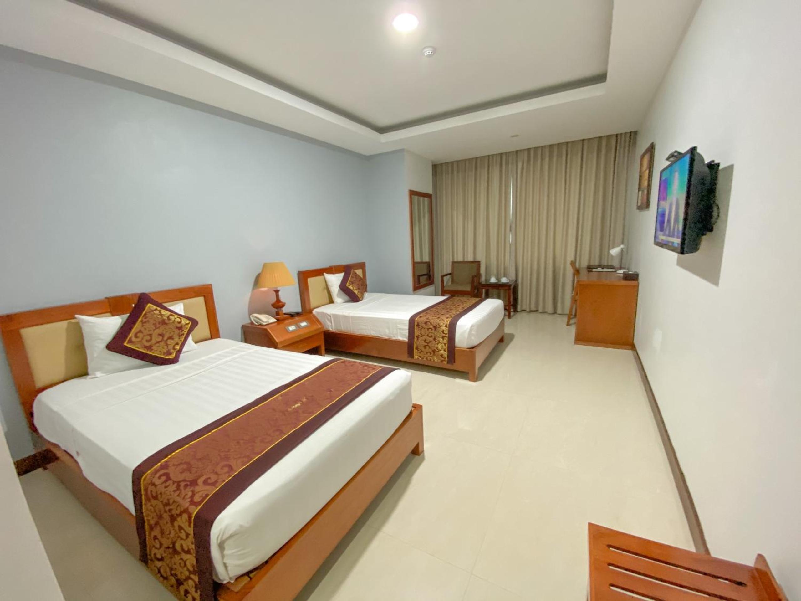 Twin Room - Photo 9