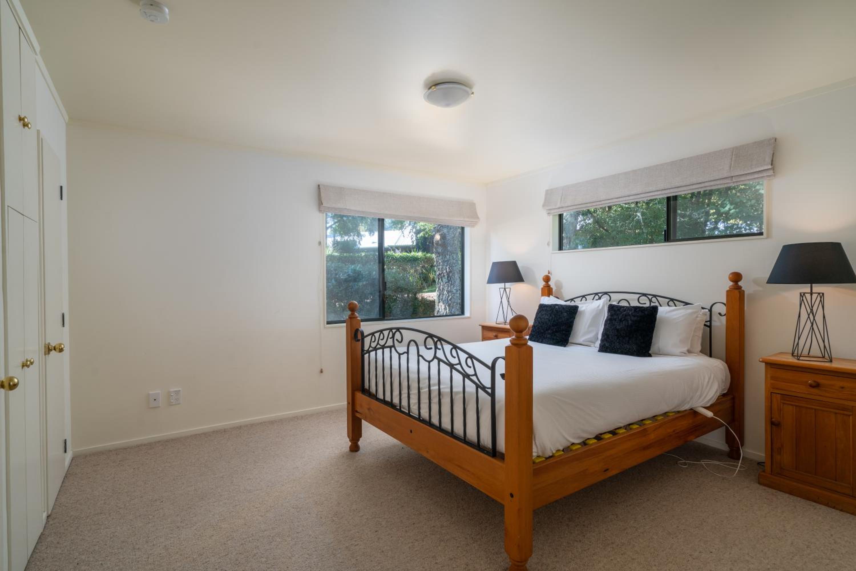 Two-Bedroom Villa - Photo 4