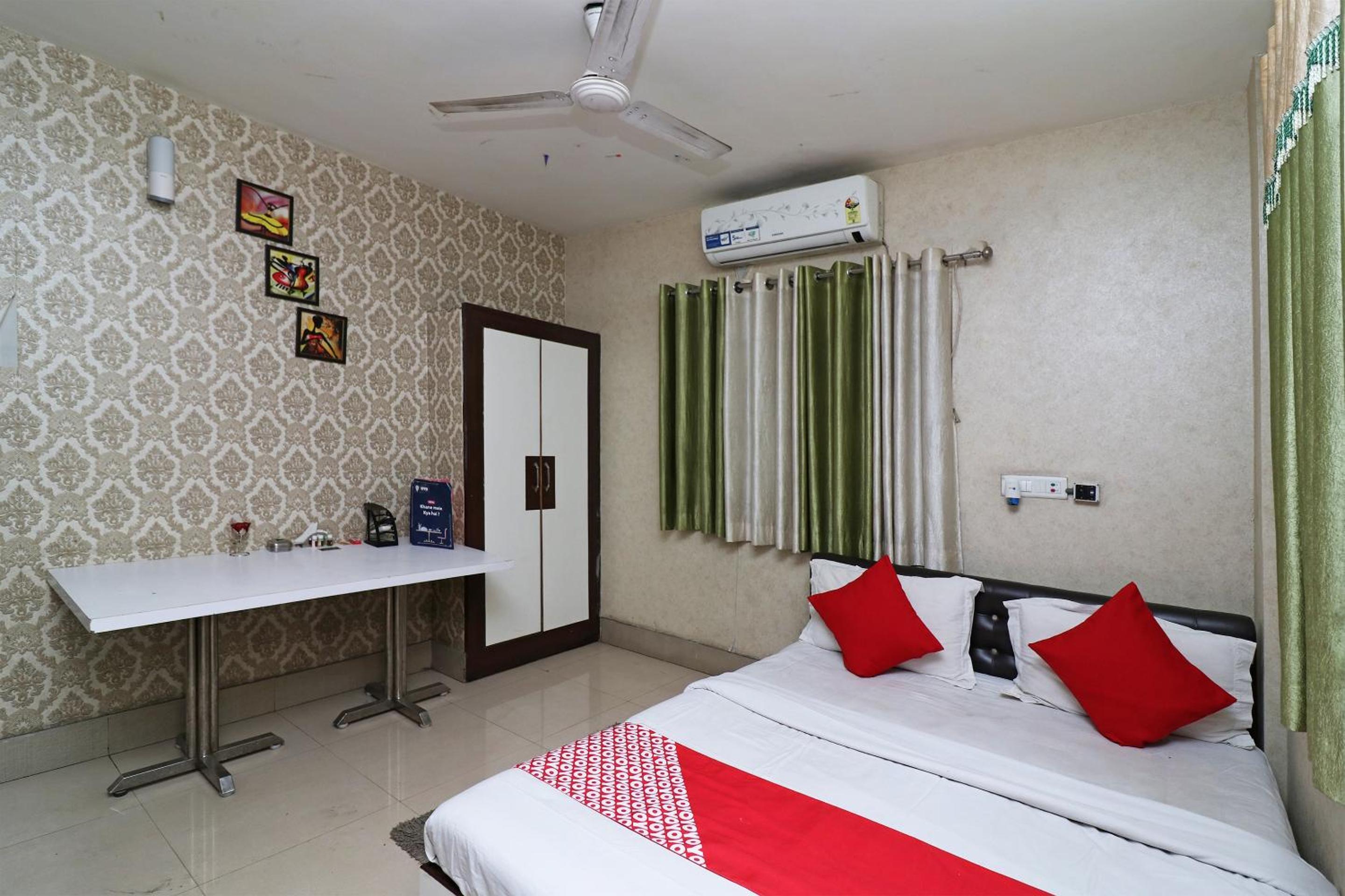 Standard Double Room photo 2