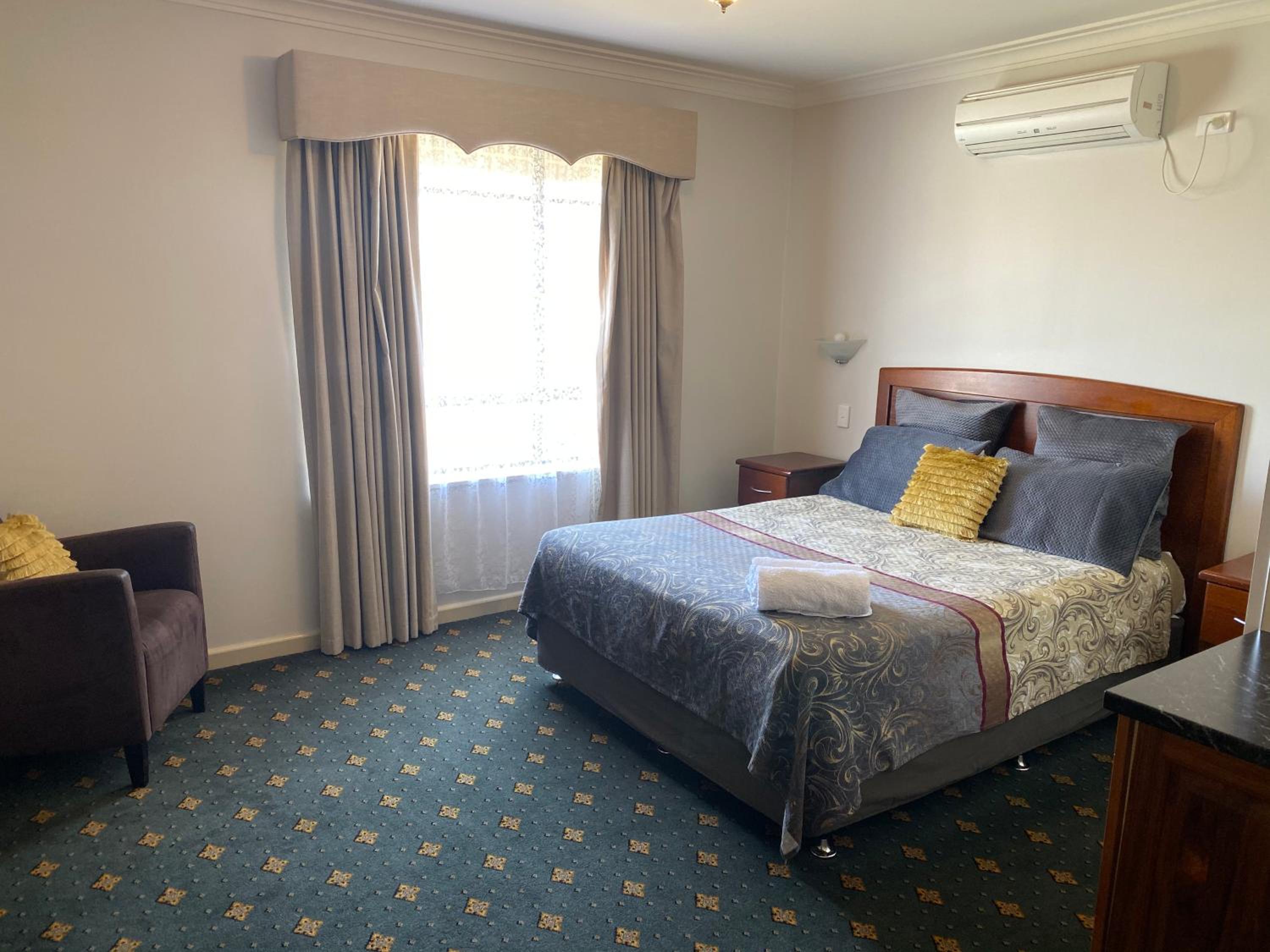 Executive Suite photo 3