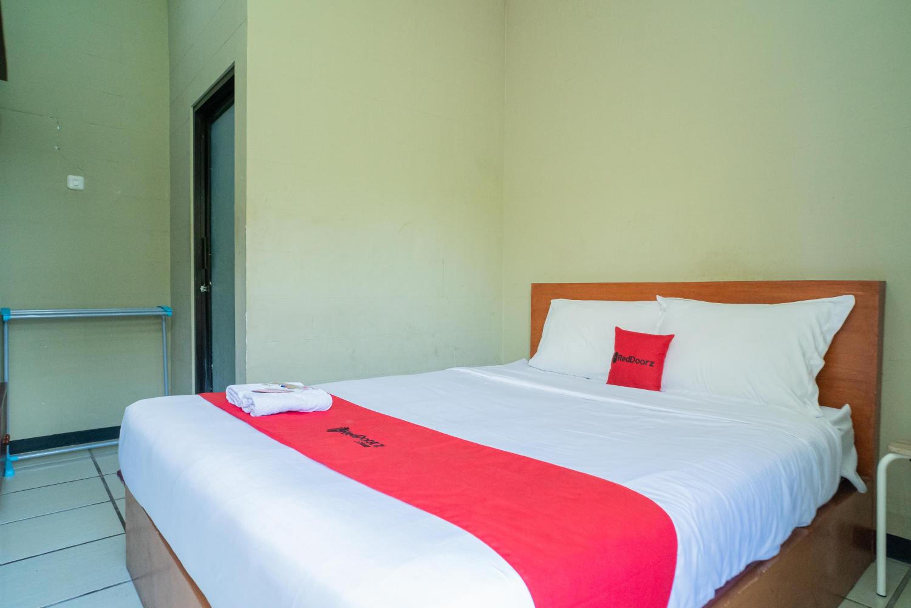 Standard Double Room - Photo 6