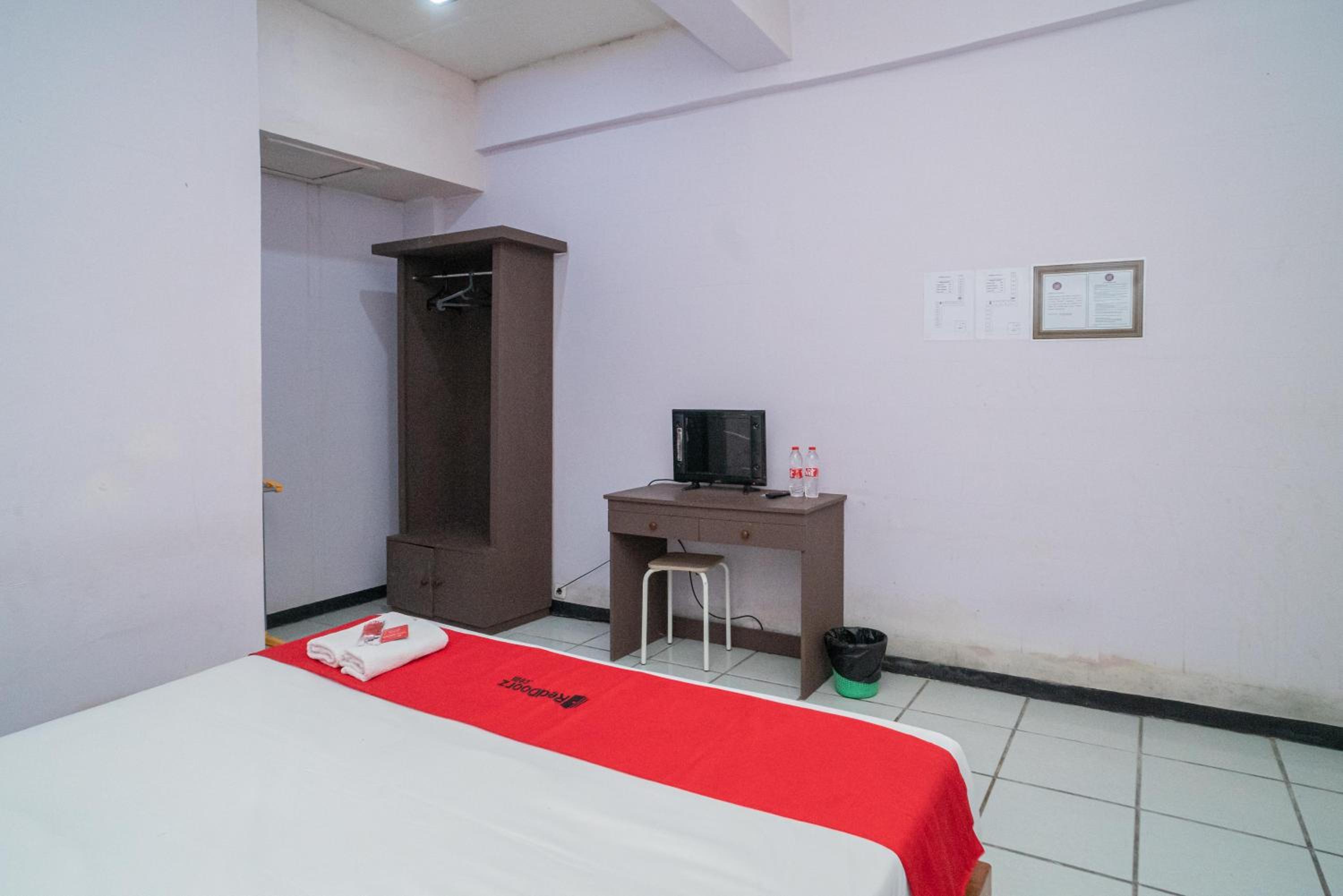 Deluxe Double Room - Photo 3