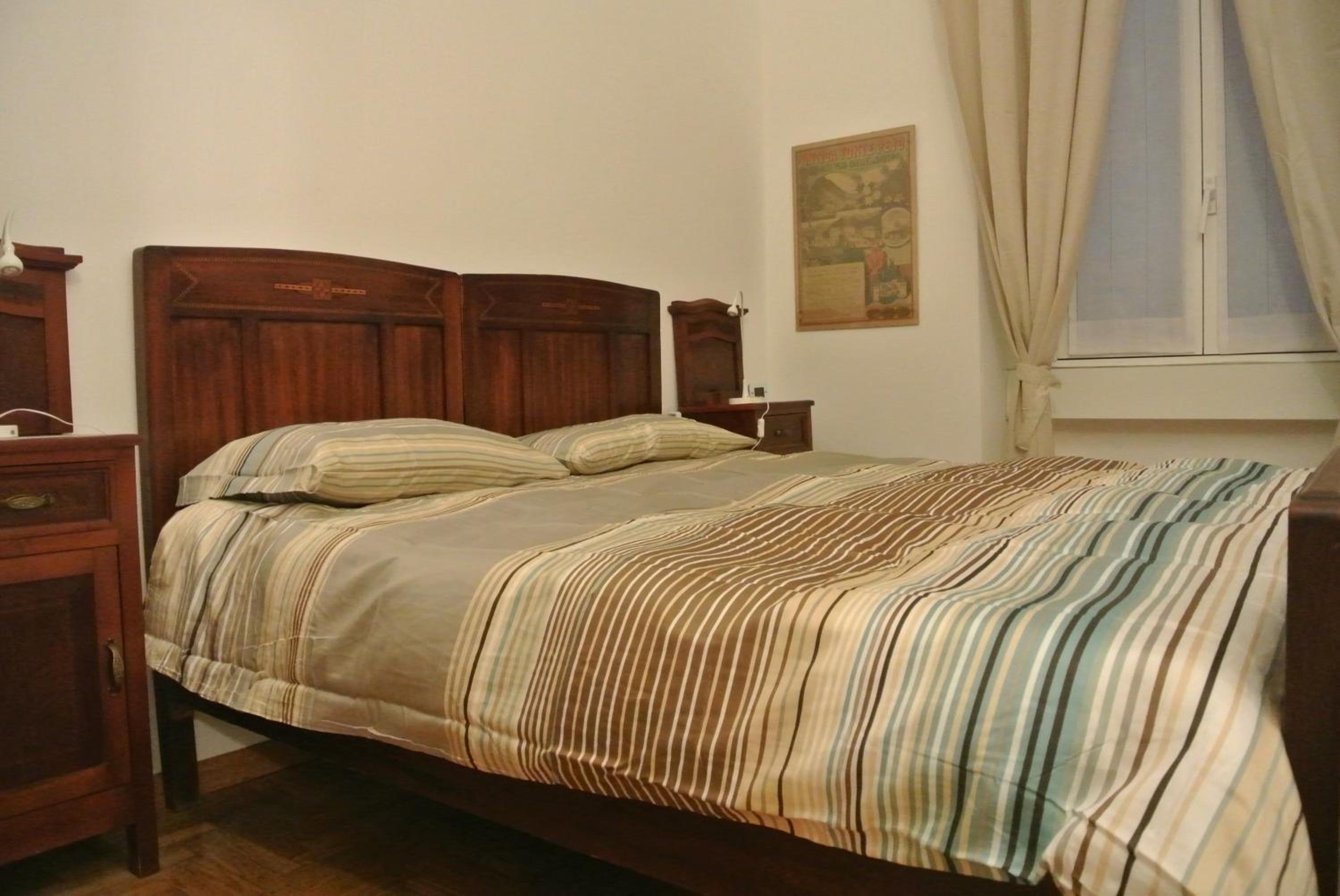 One-Bedroom Apartment With Balcony