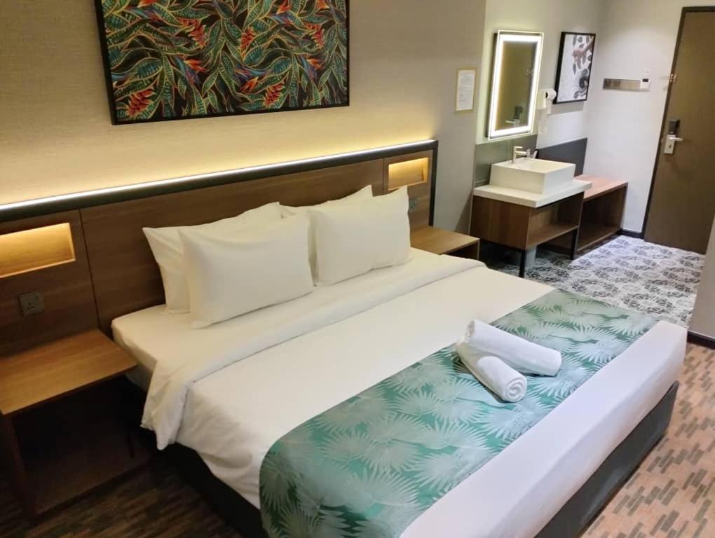 Deluxe King Room