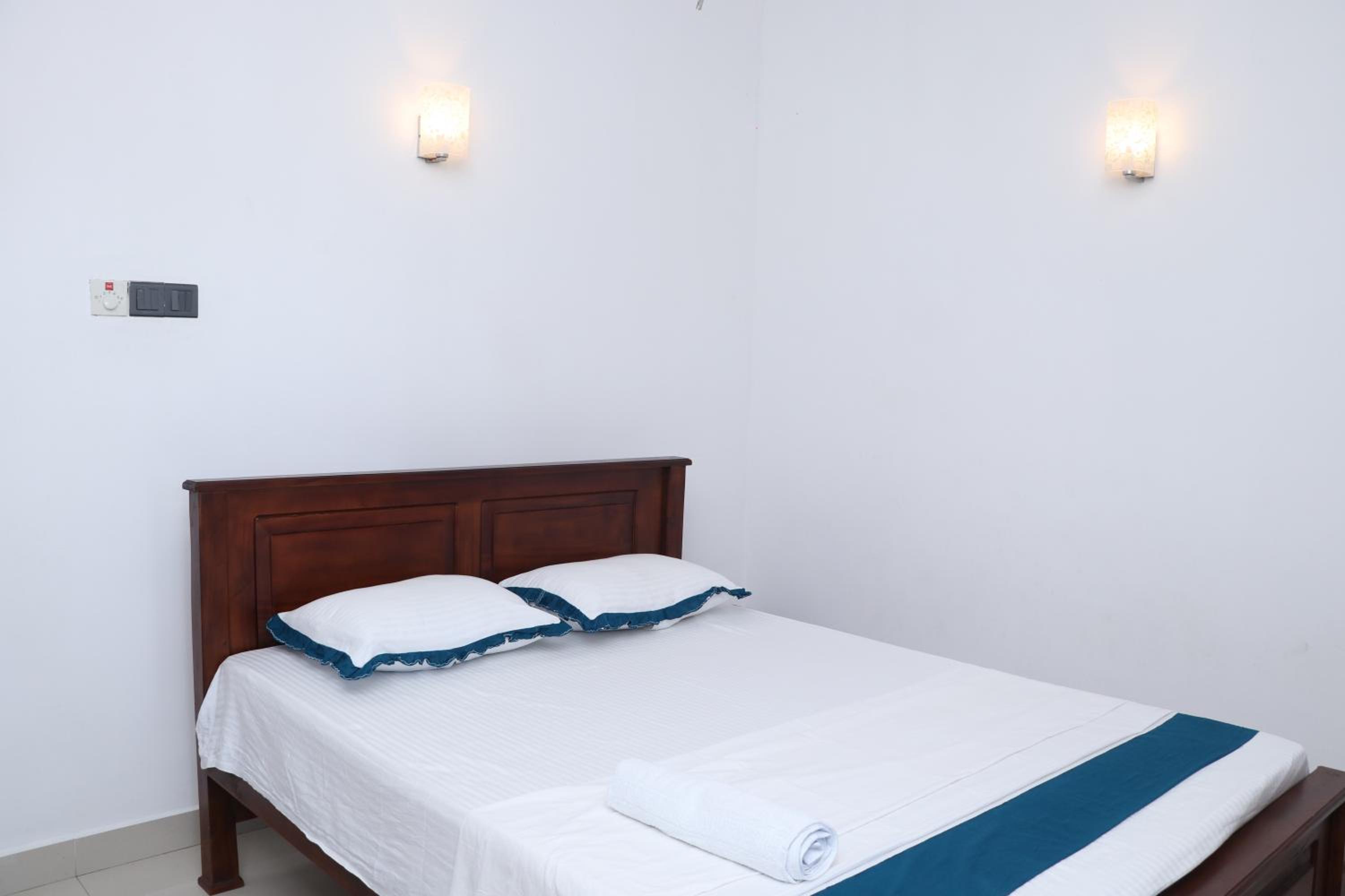 De Luxe Doppelzimmer mit Balkon und Meerblick