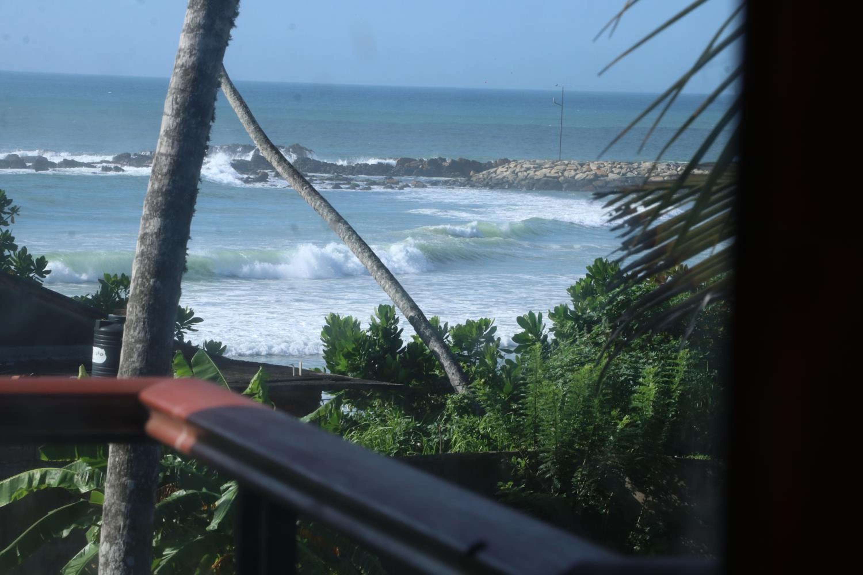 Deluxe Double Room with Balcony and Sea View photo 2