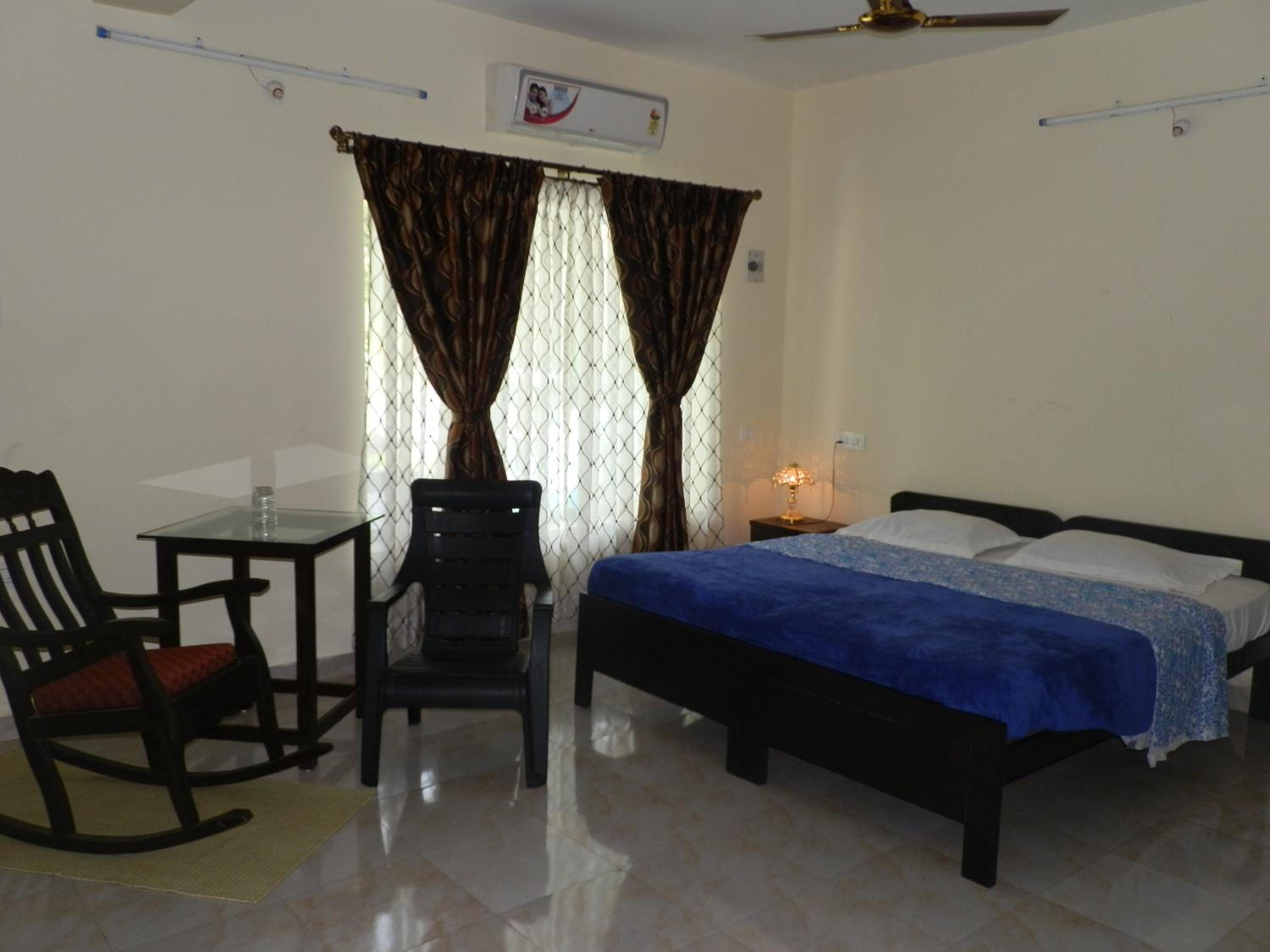Budget Double Room photo 1