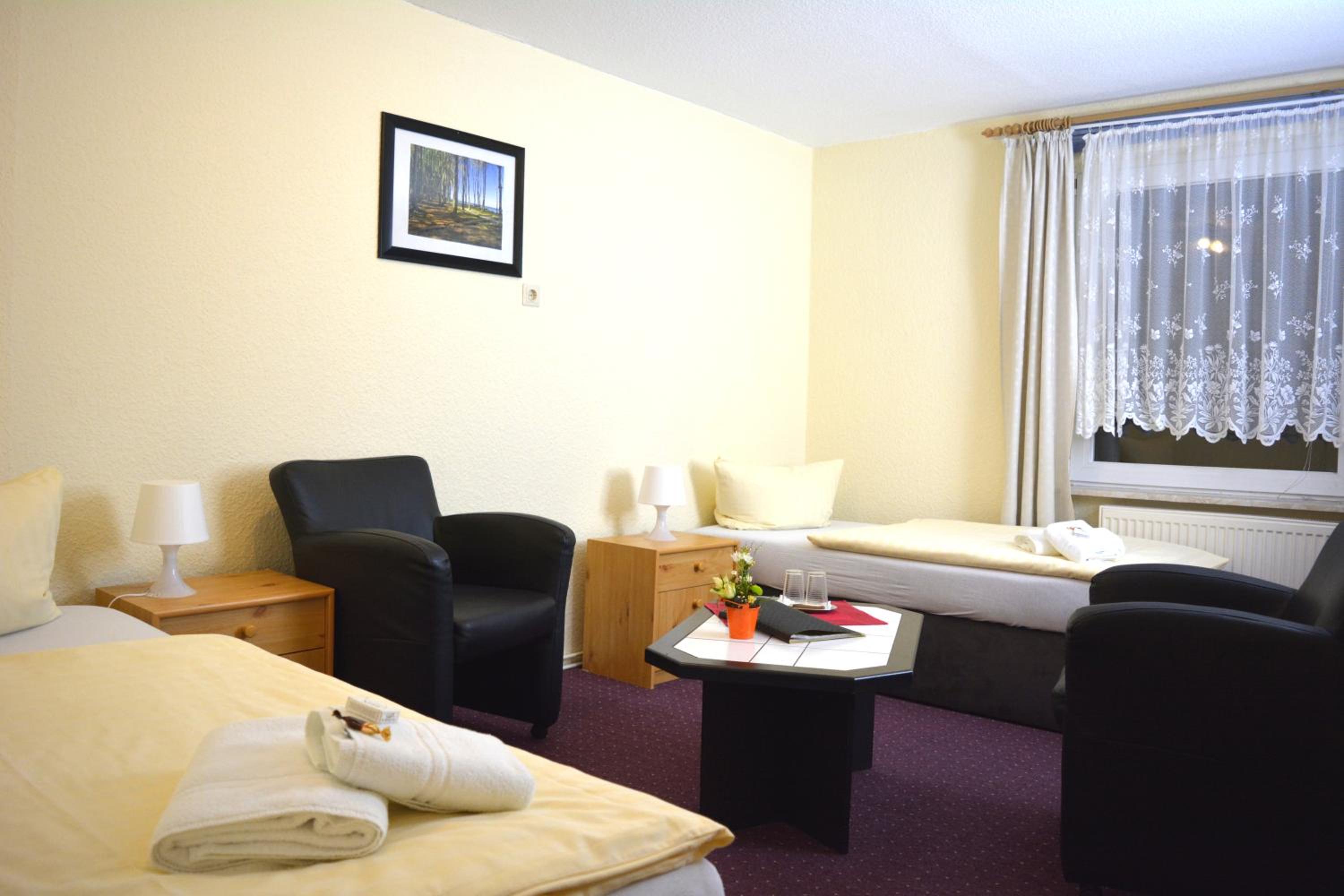 Double or Twin Room with Bathroom photo 2
