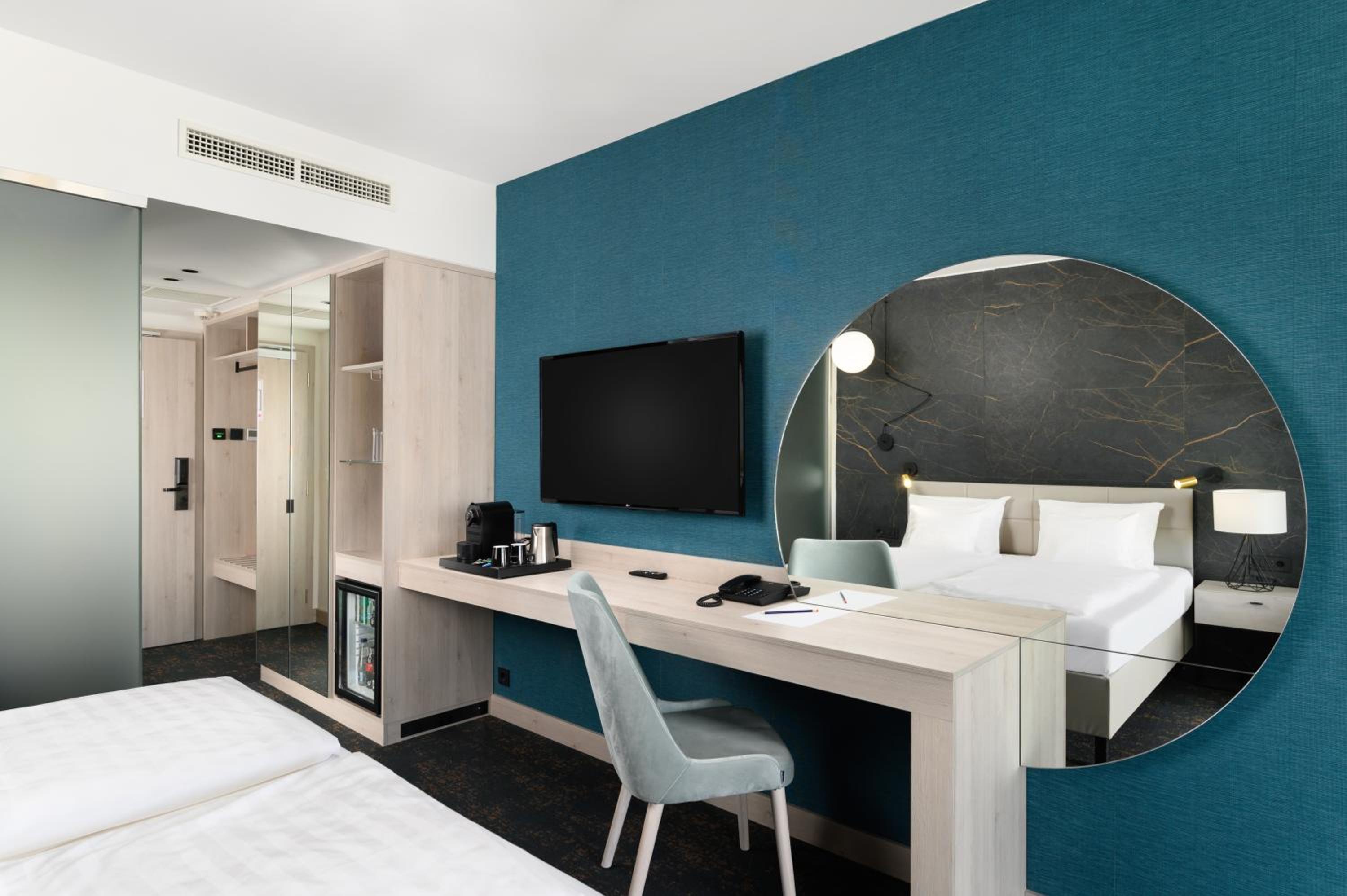 Standard Double Room - Photo 5