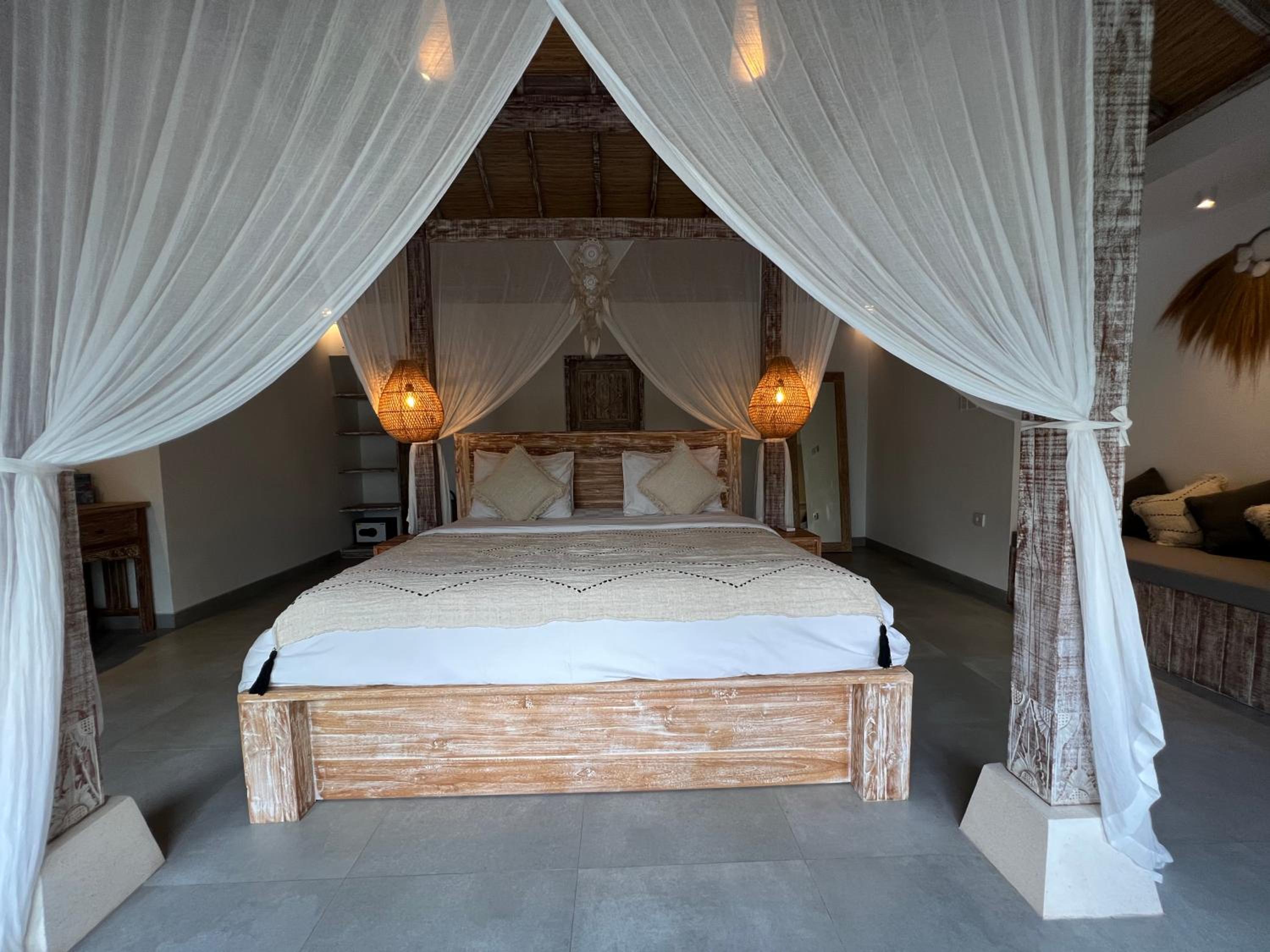 One-Bedroom Villa - Photo 23