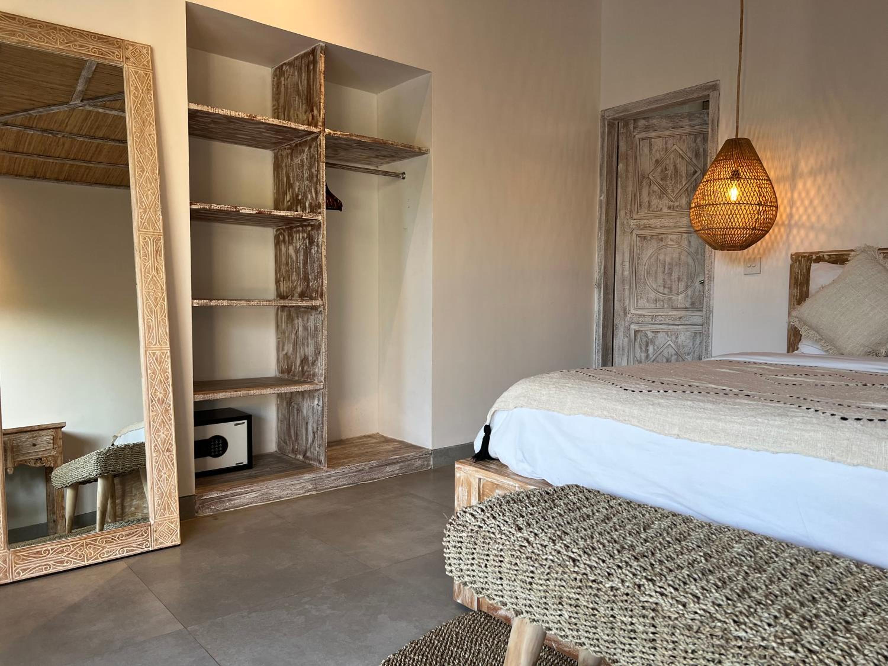 One-Bedroom Villa - Photo 36