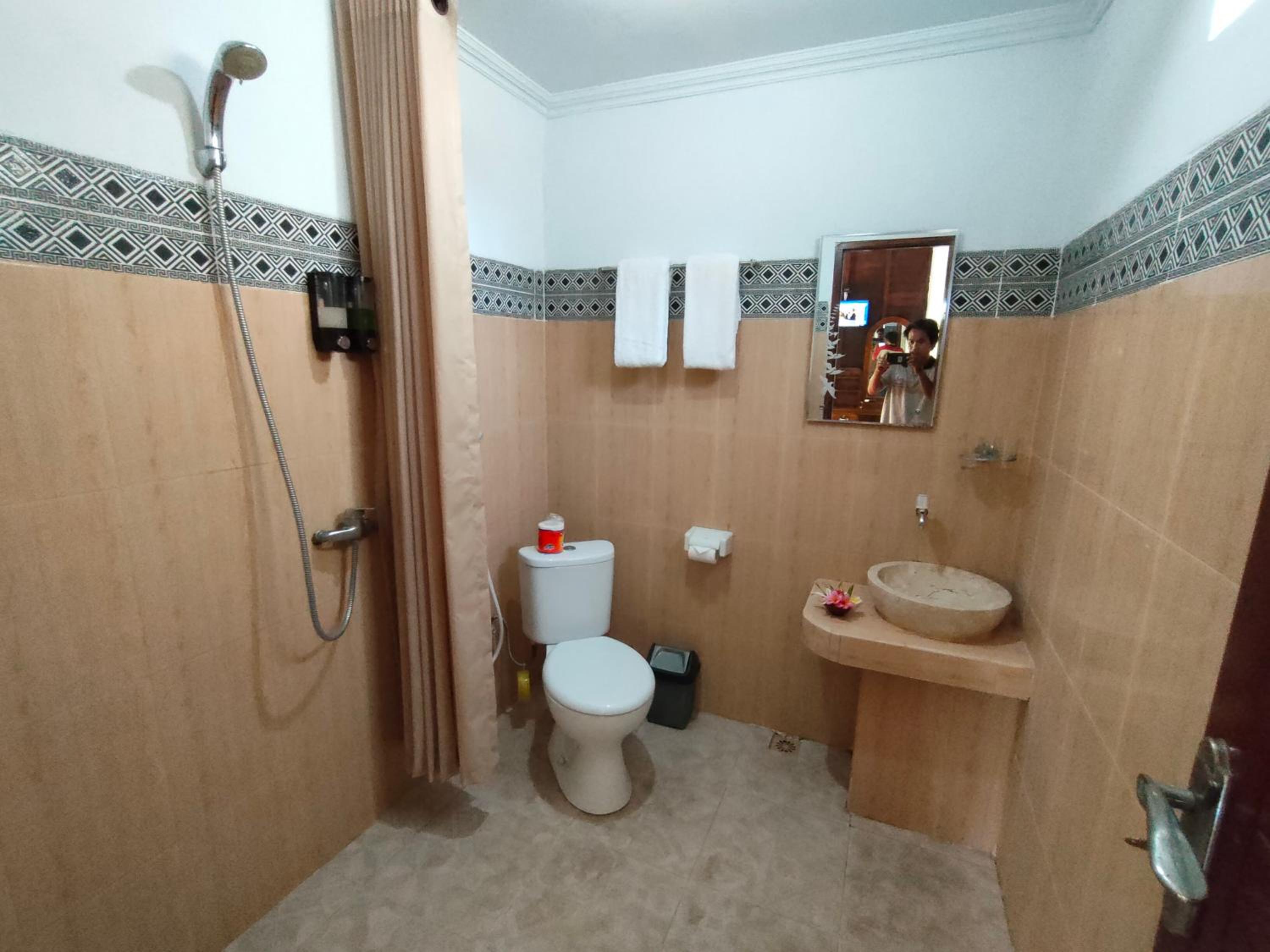 Double Room with Garden View - Photo 11
