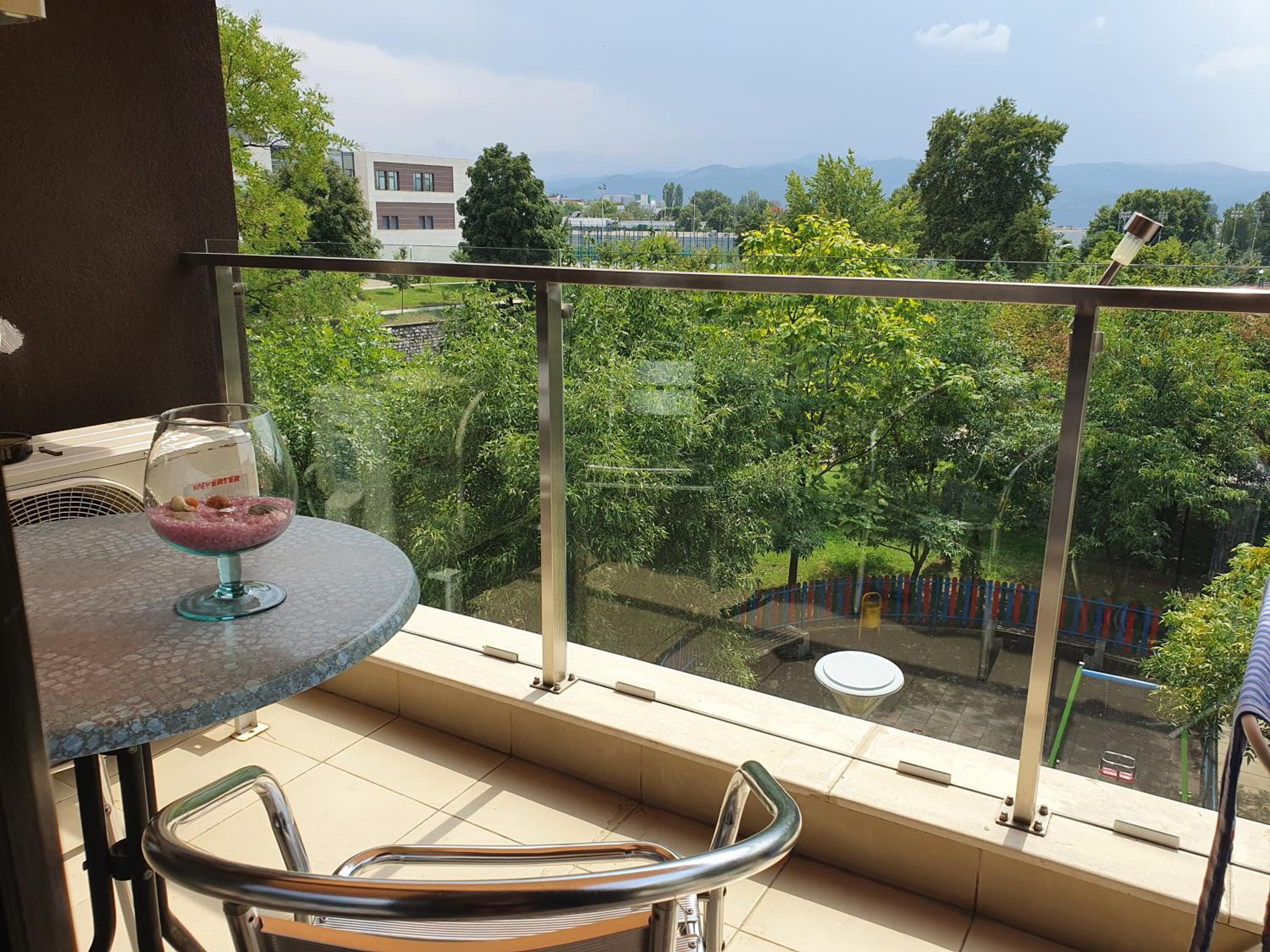 One-Bedroom Apartment - Photo 14