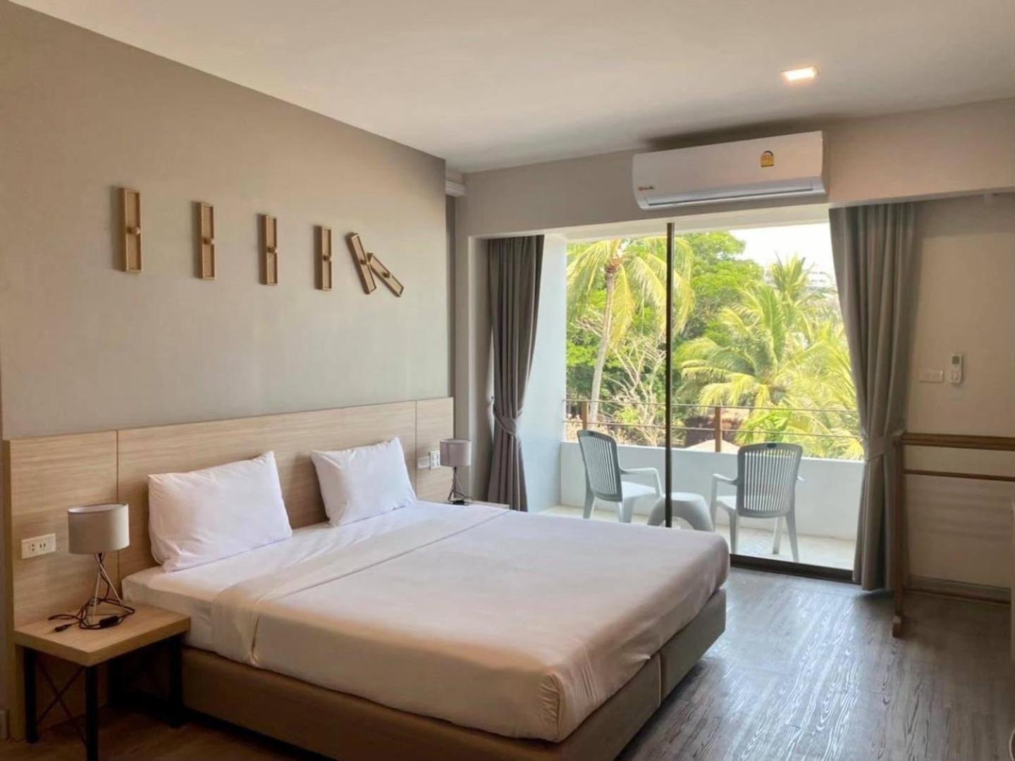 Deluxe Double or Twin Room