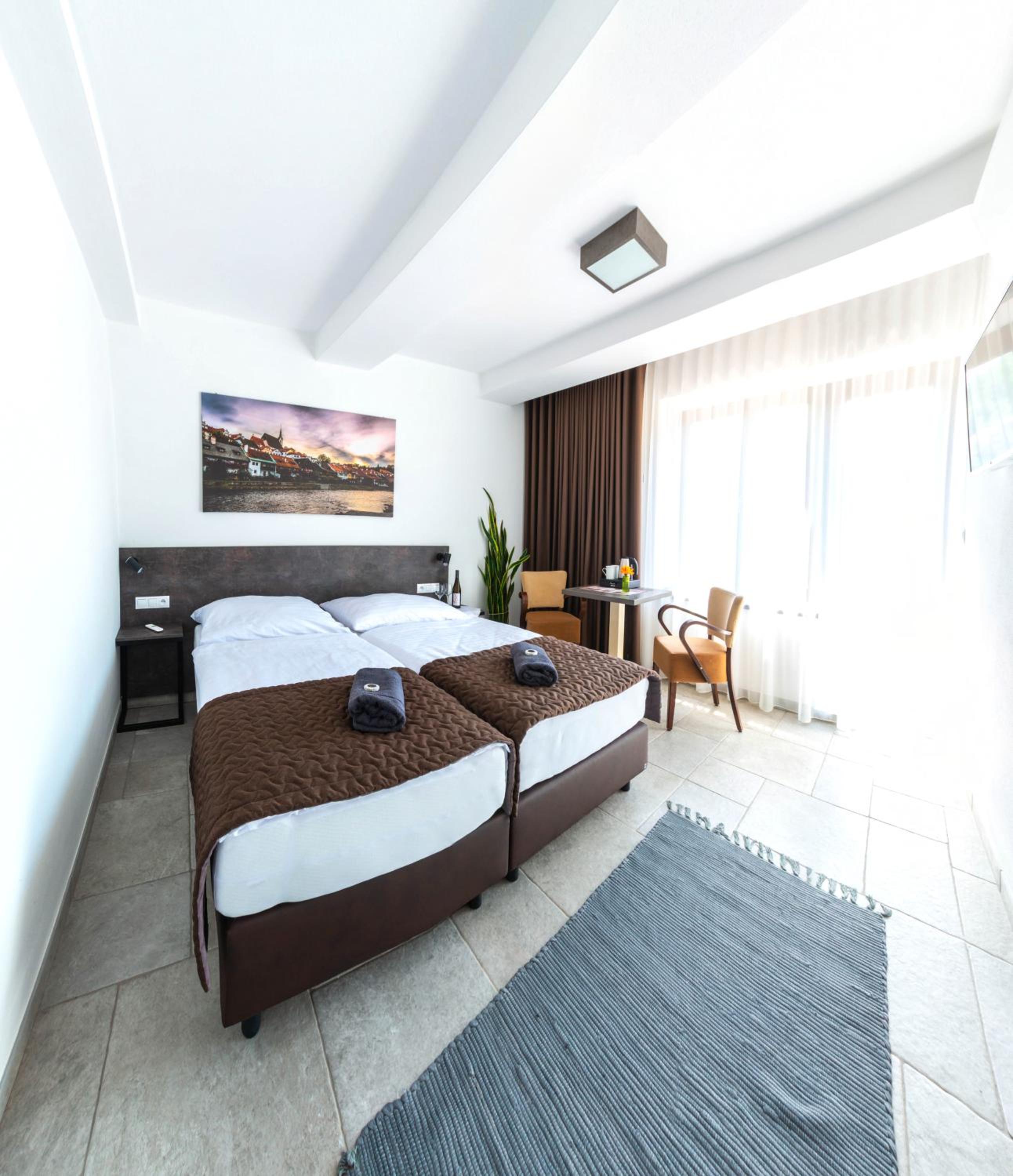 Deluxe Double or Twin Room with River View photo 3