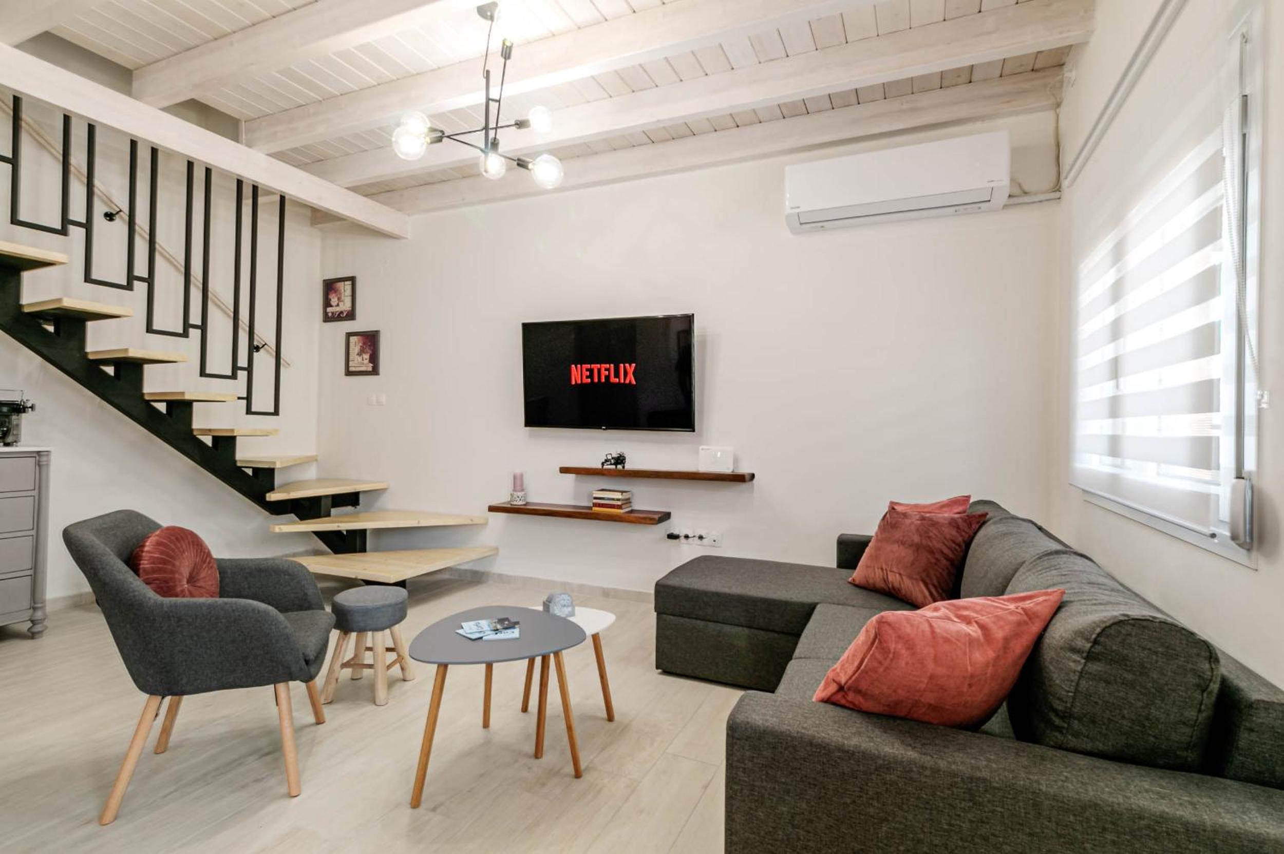 Maisonette photo 1