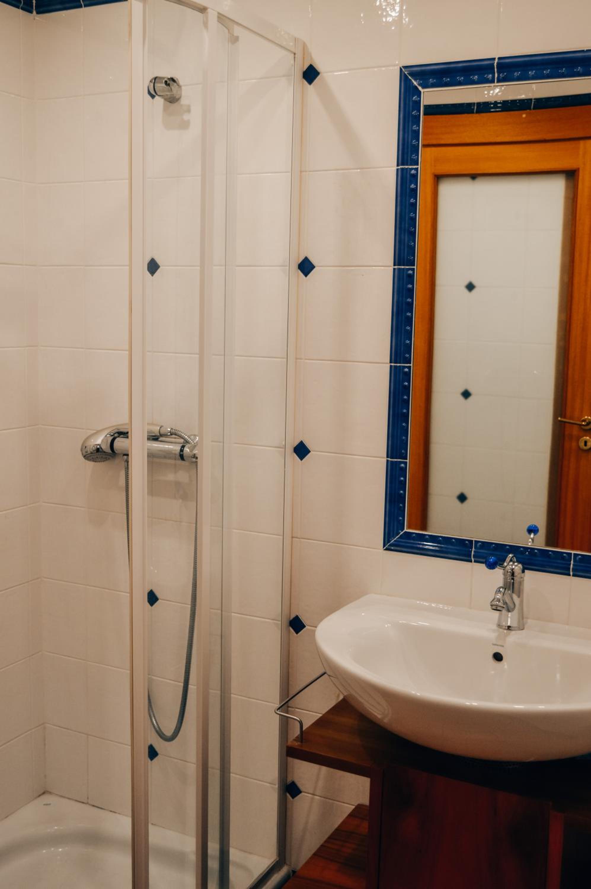 Villa photo 2