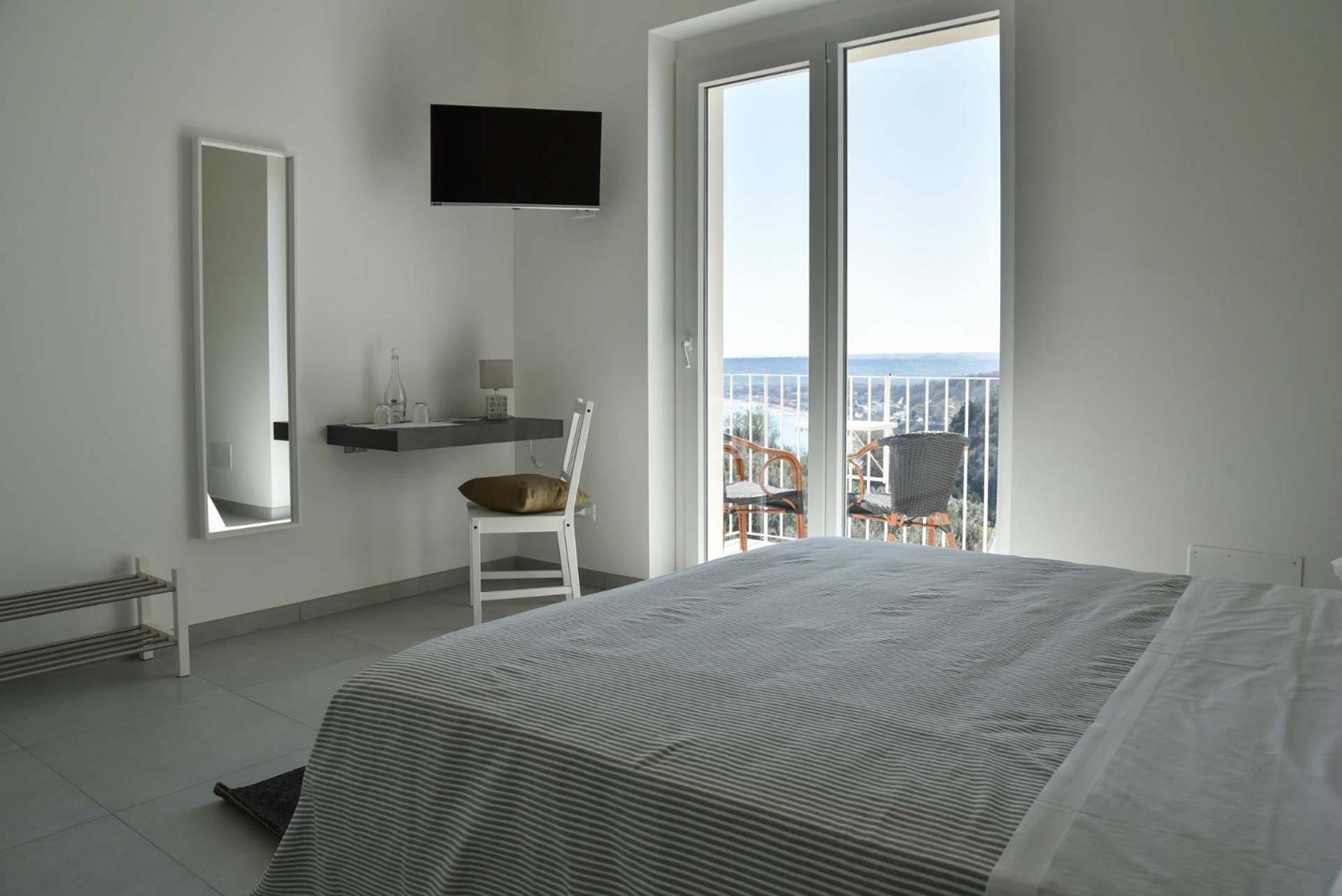 Double Room with Balcony and Sea View