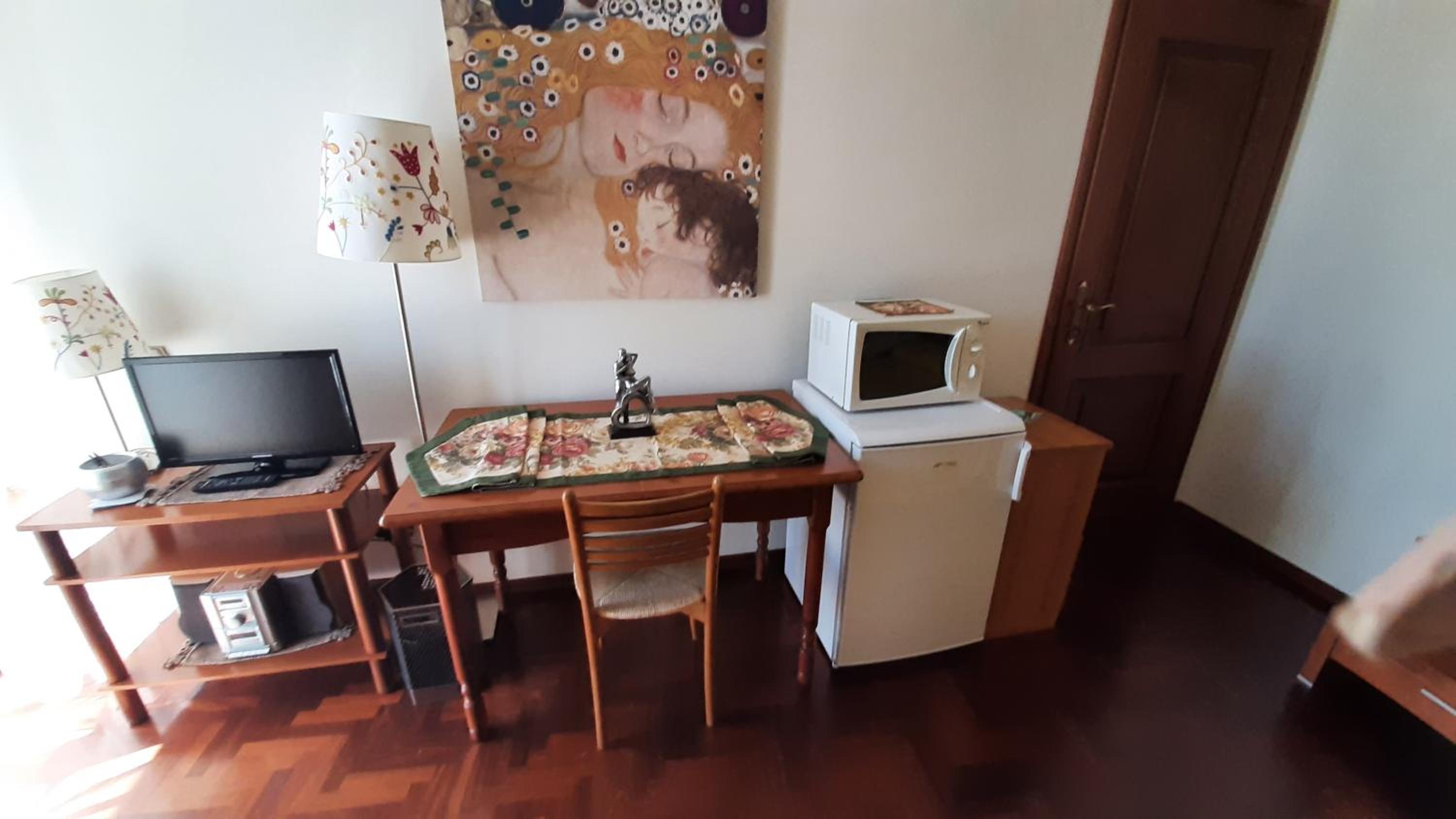 Deluxe Room - Photo 6