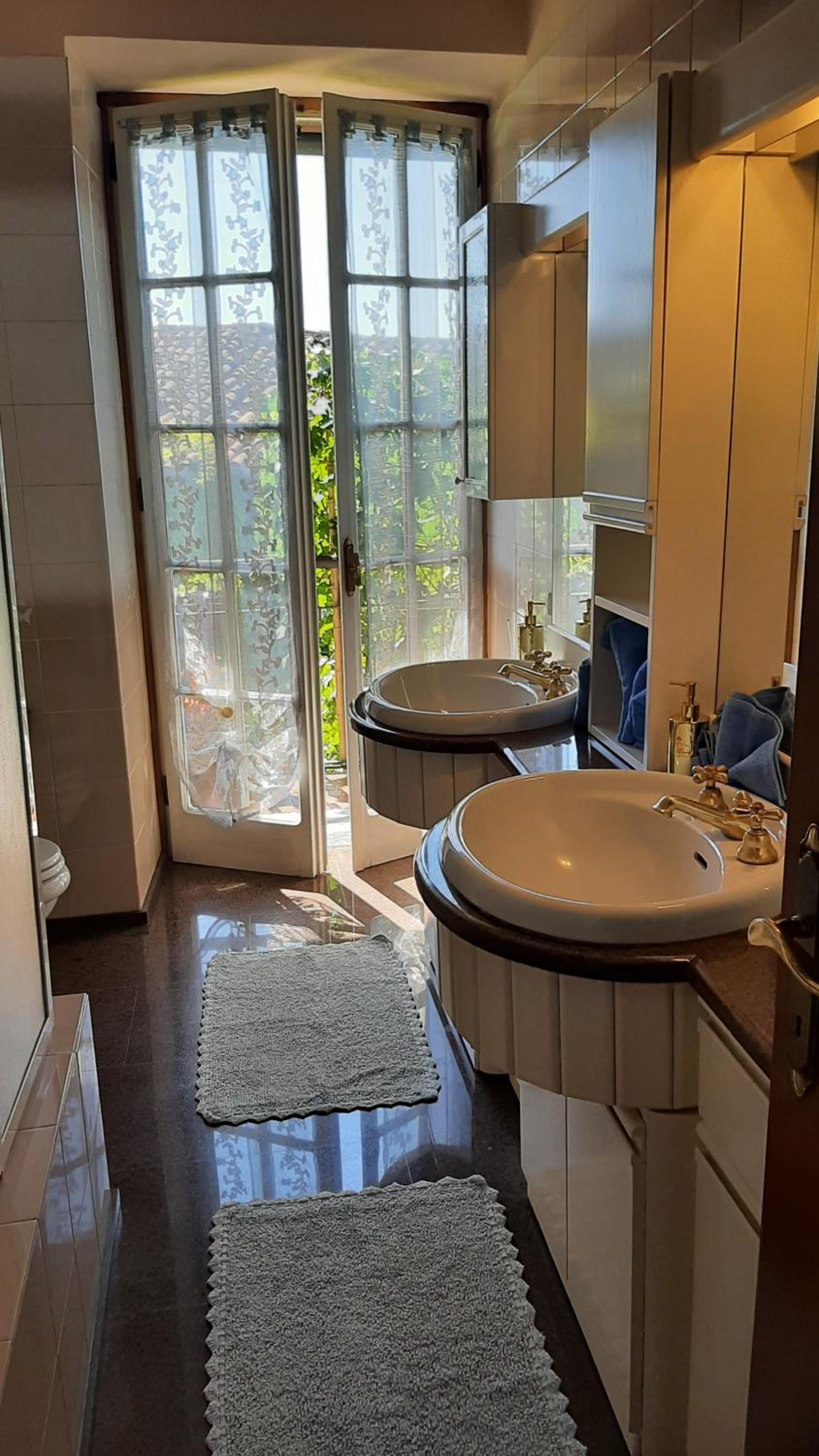 Deluxe Room - Photo 17